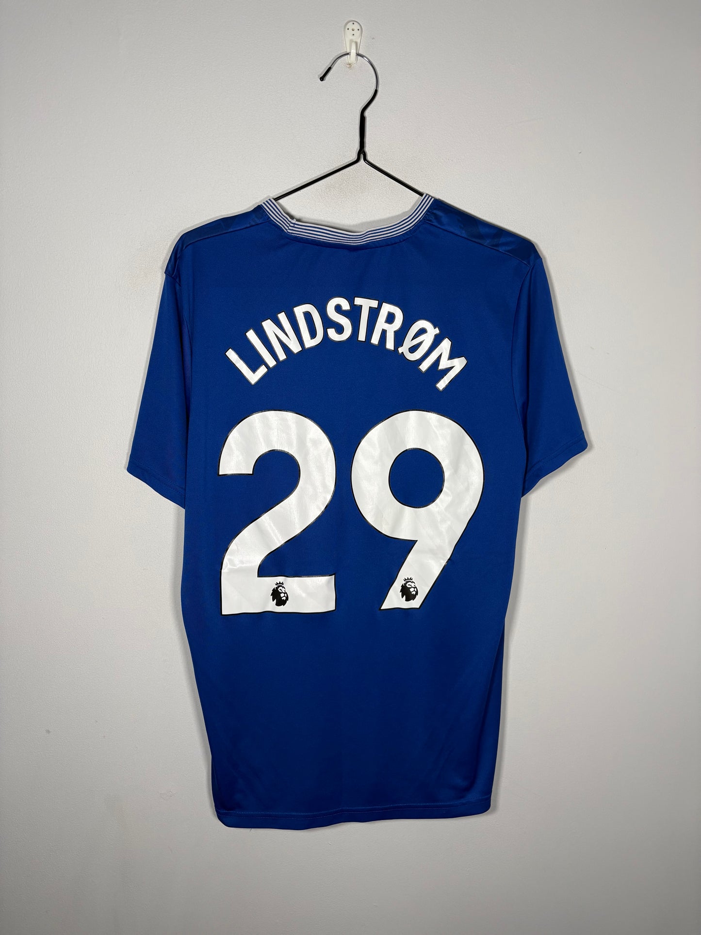 Everton Home Shirt 2024/25 LindStrøm (L)
