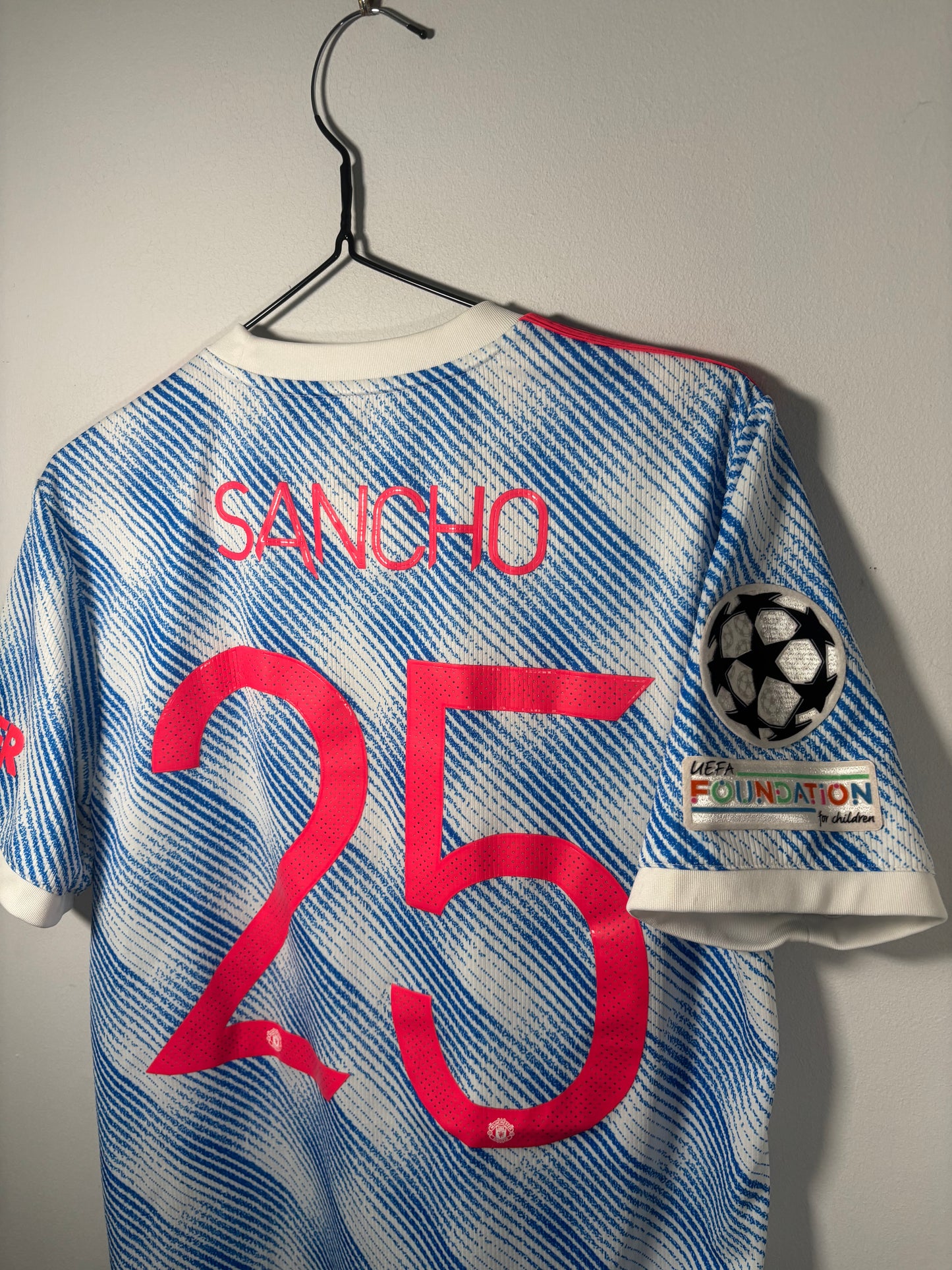 Manchester United Away Shirt 2021/22 Sancho (M)