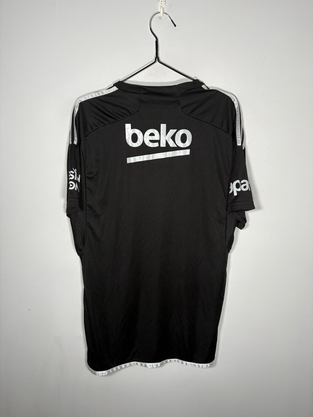 Besiktas Away Shirt 2023/24 (L)