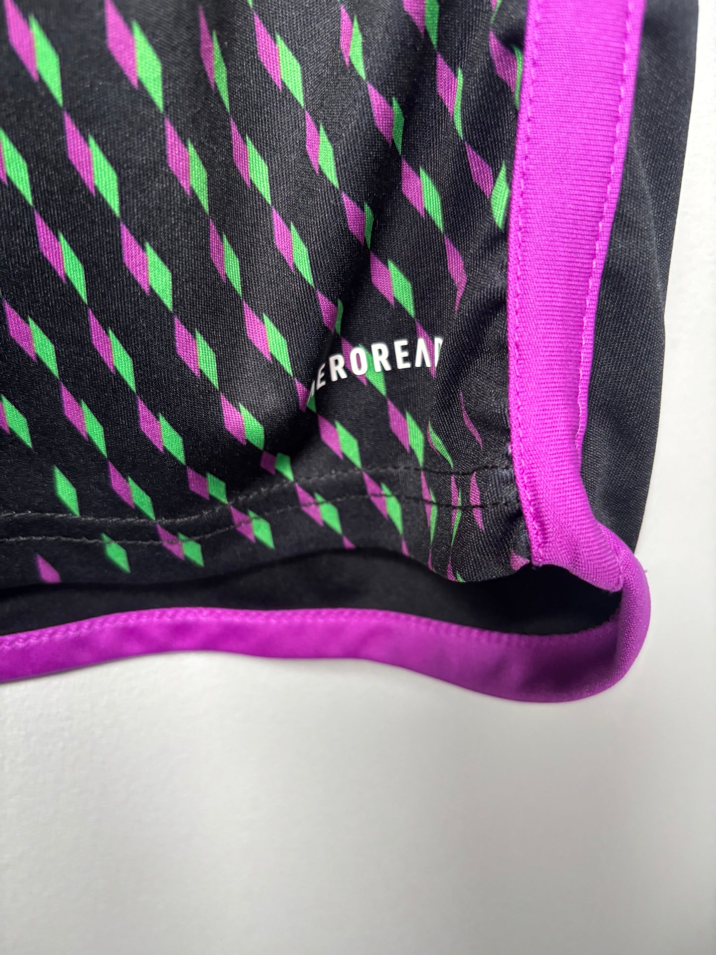 Bayern Munich Away Shirt 2023/24 (M)