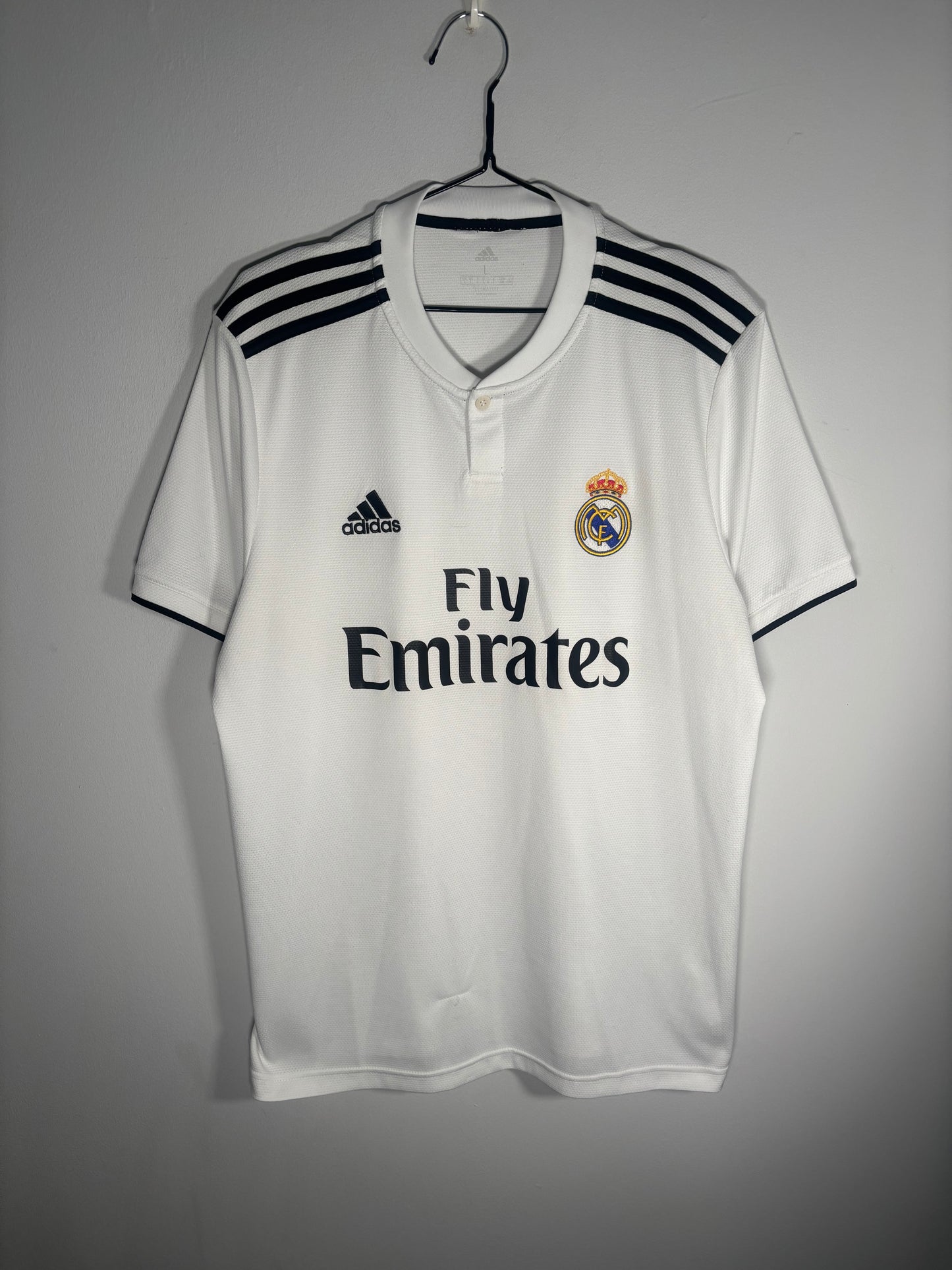 Real Madrid Home Shirt 2018/19 (L)