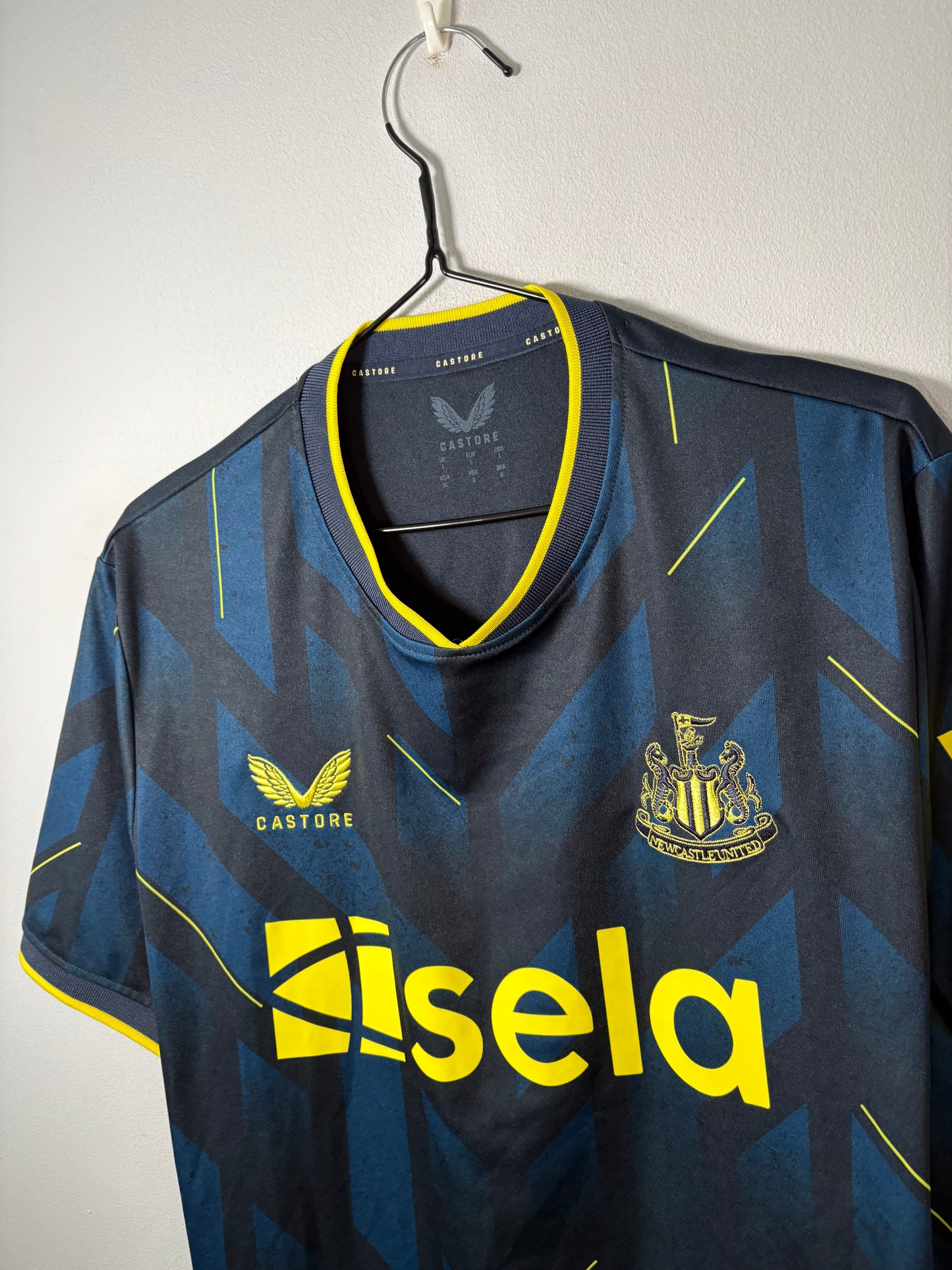 Newcastle United Third Shirt 2023/24 Isak (L)