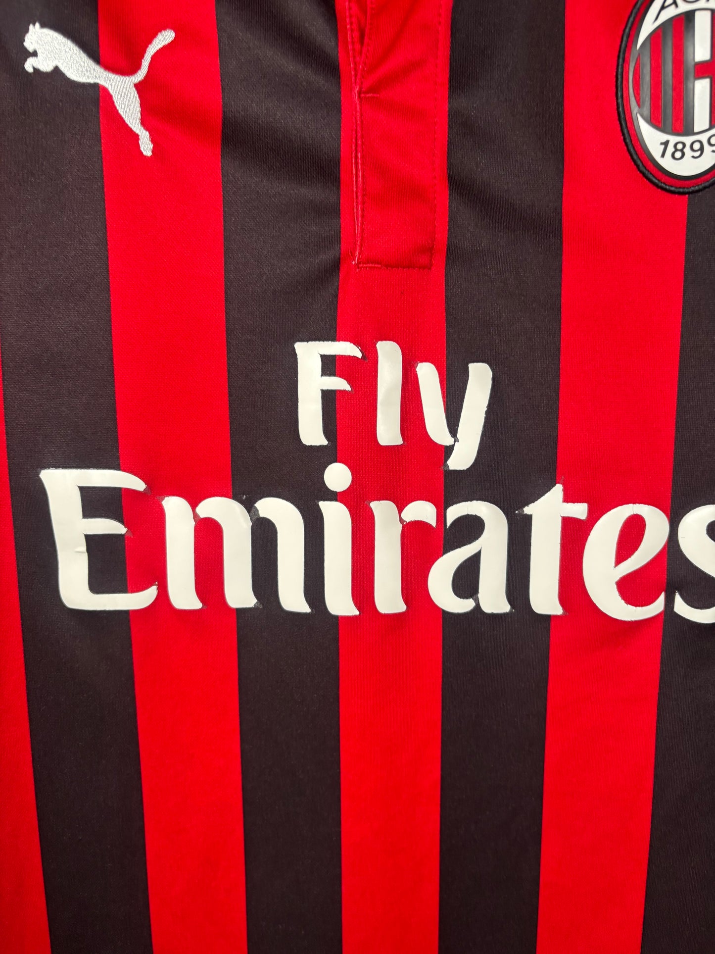 Ac Milan Home Shirt 2018/19 (S)