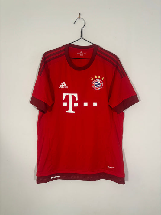 Bayern Munich Home Shirt 2015/16 (L)