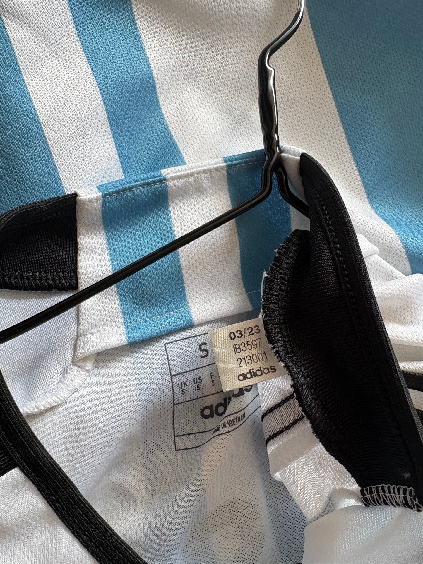 Argentina Home Shirt 2022 Messi (S)