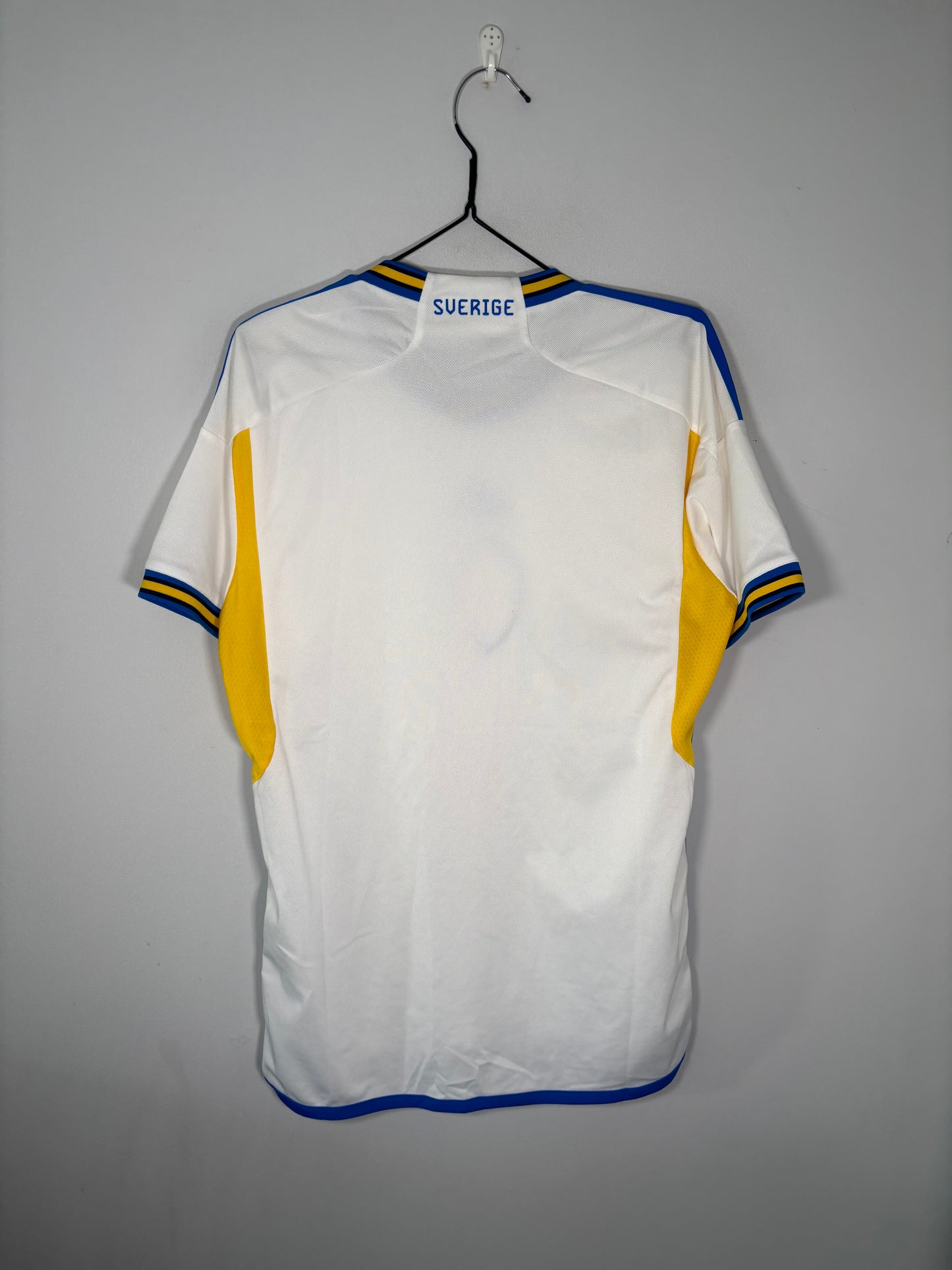 Sweden Away Shirt 2022 (M)