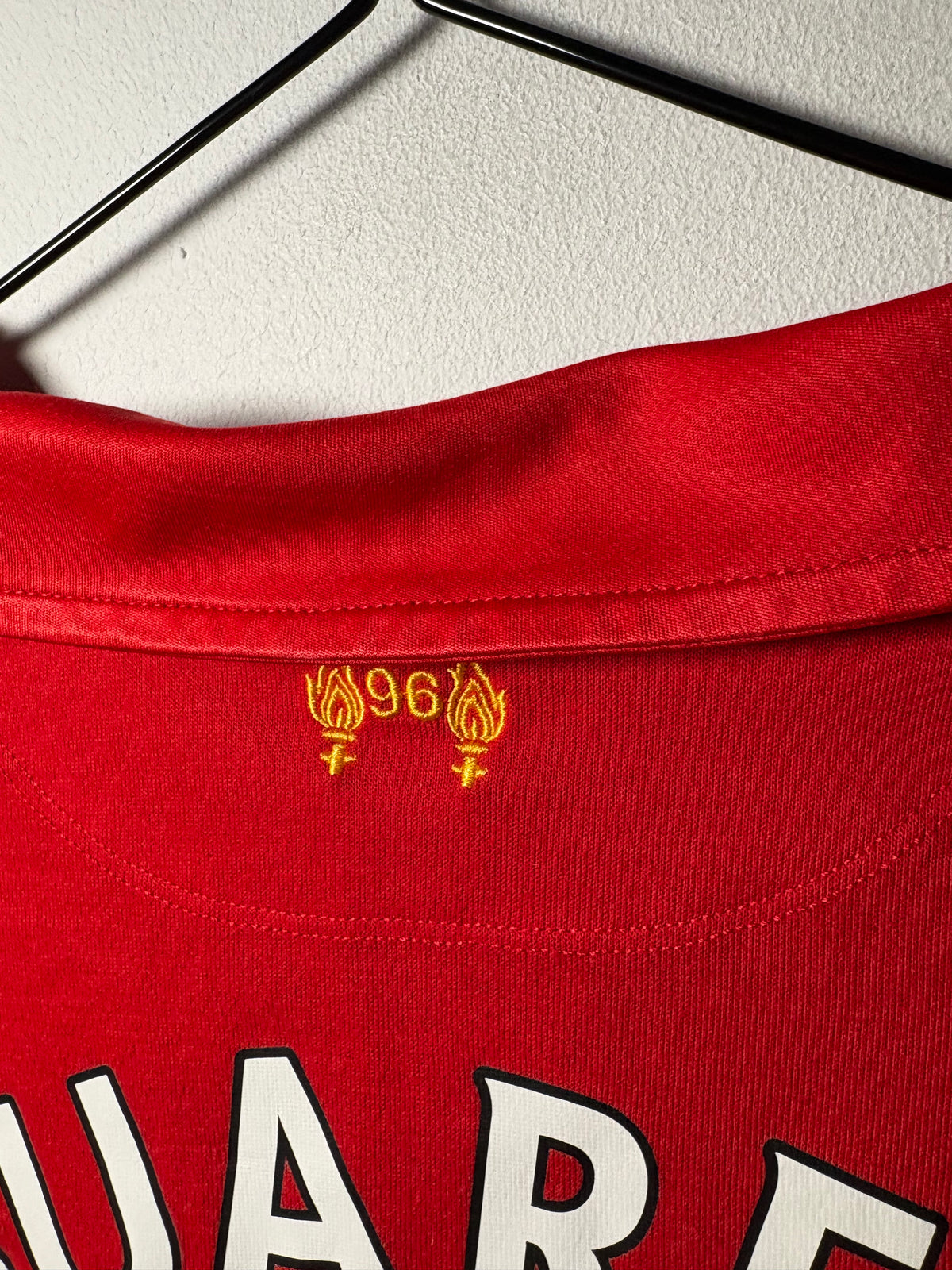 Liverpool Home Shirt 2012/13 Suarez (M)