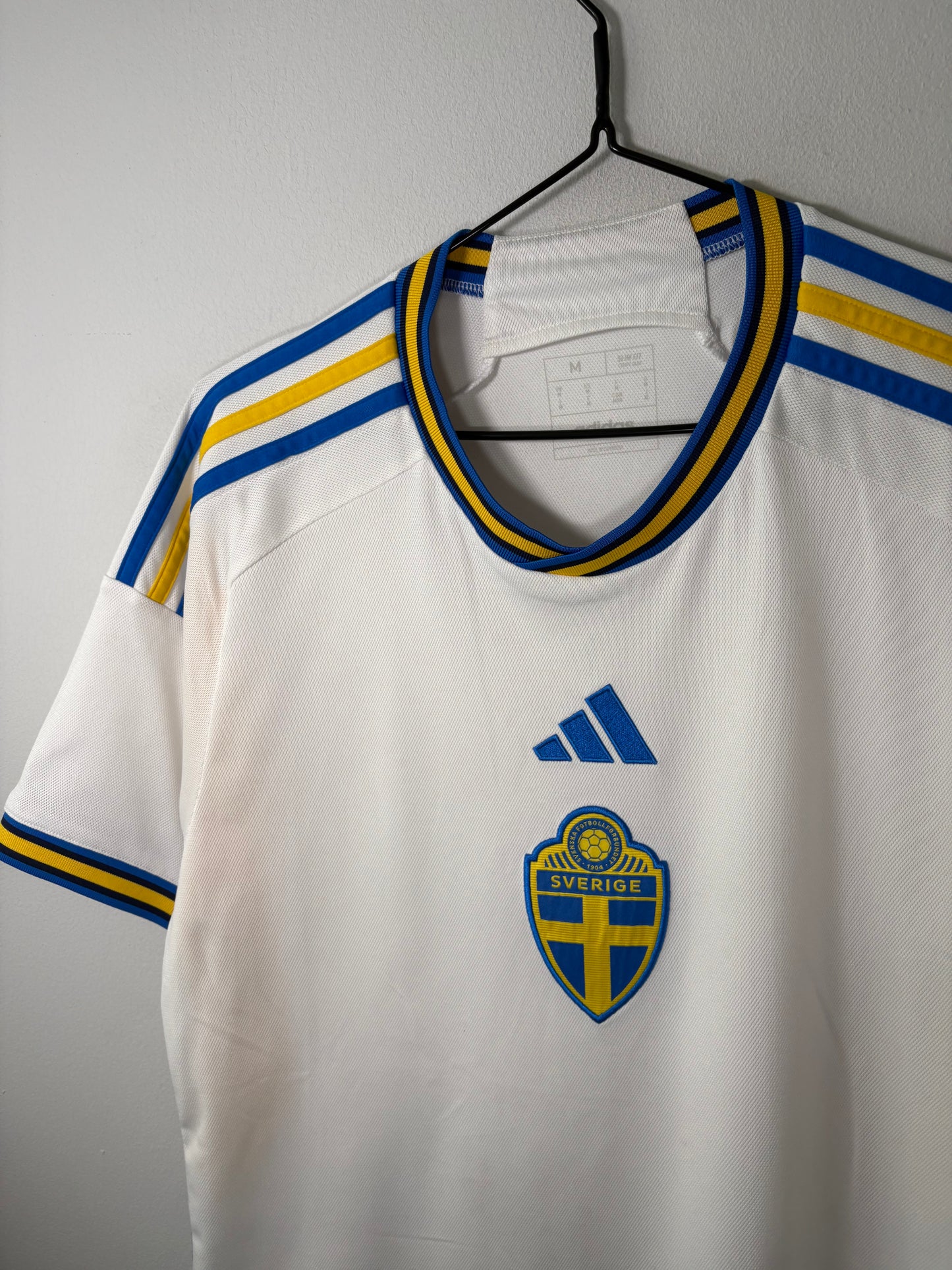 Sweden Away Shirt 2022 (M)
