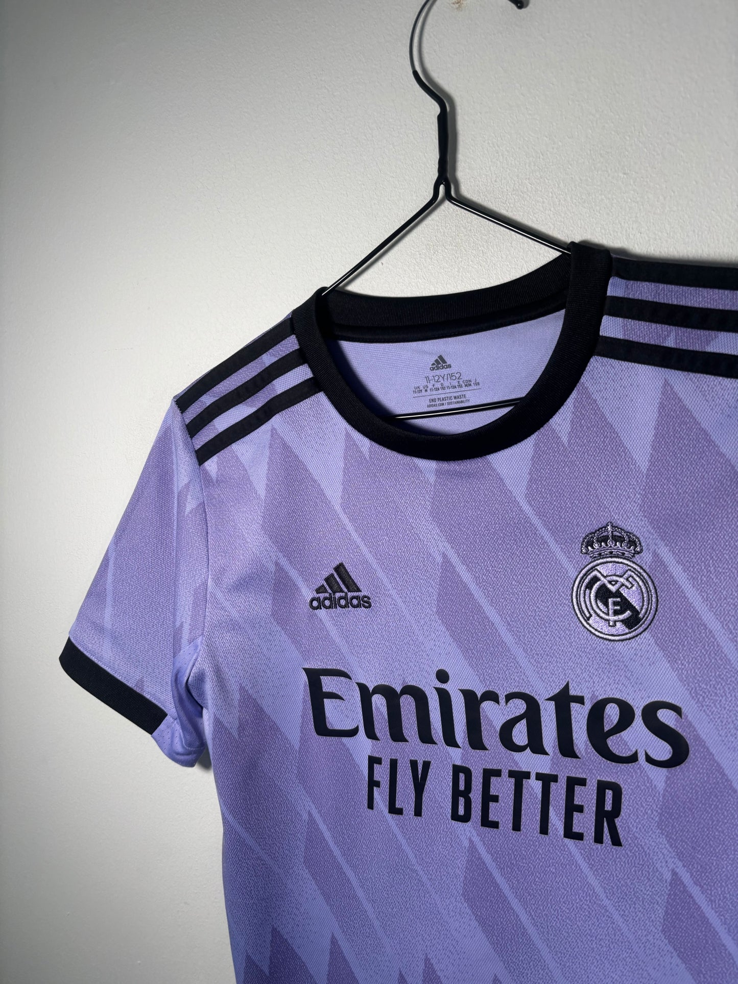 Real Madrid Away Shirt 2022/23 (LB)