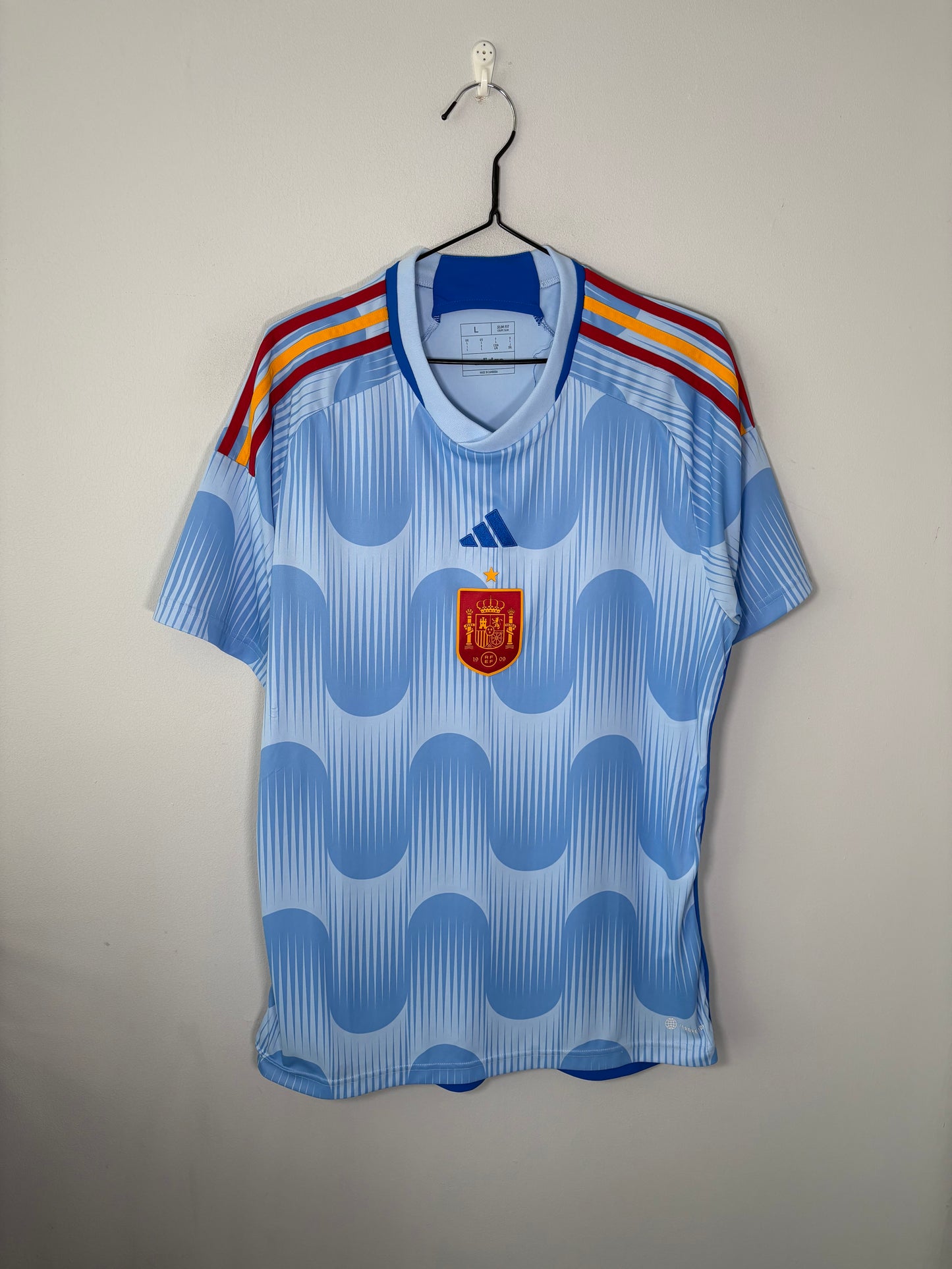 Spain Away Shirt 2022 (L)