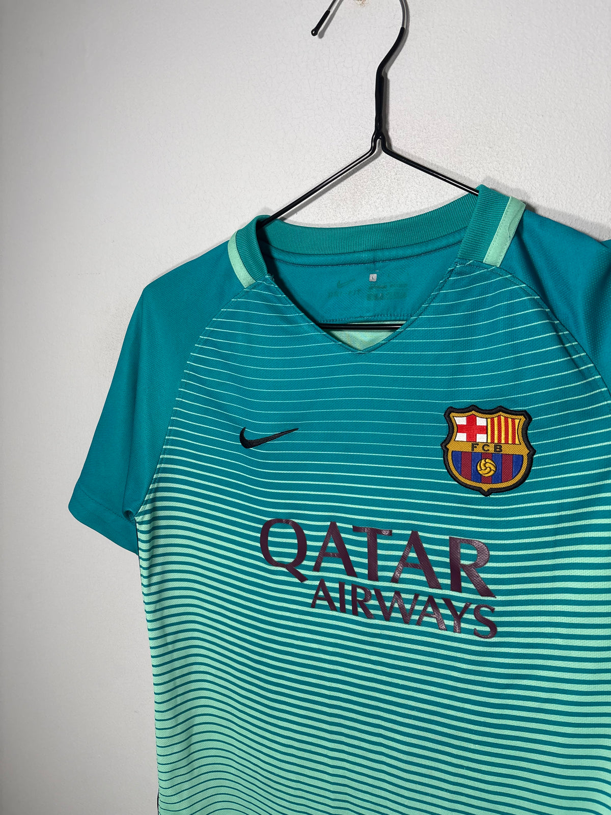 Barcelona Authentic Third Shirt 2016/17 (LK)