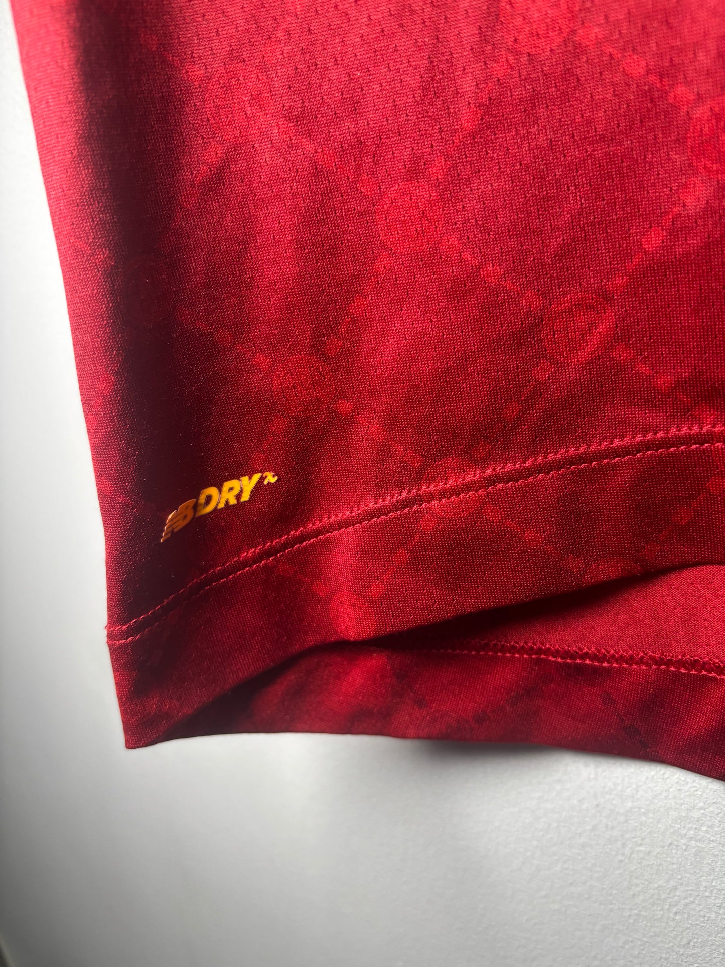 Roma Home Shirt 2022/23 Player Quality (S)