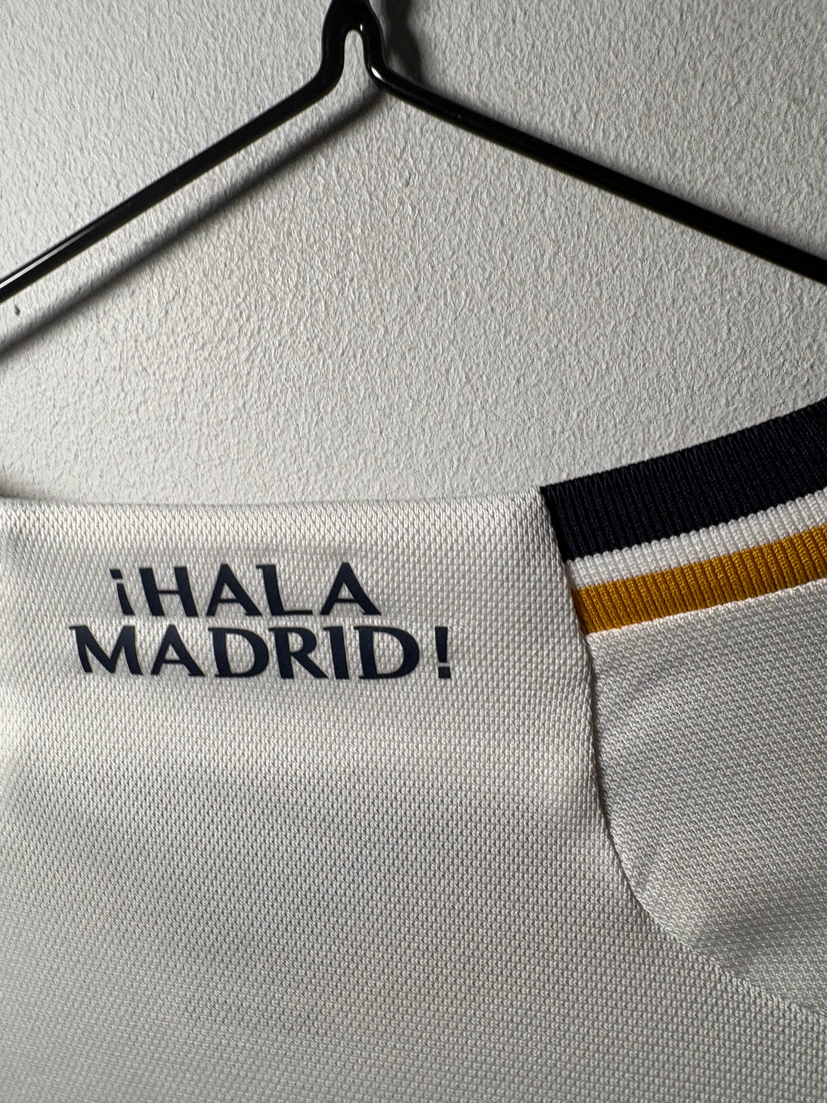 Real Madrid Authentic Home Shirt Bellingham 2023/24 (M)