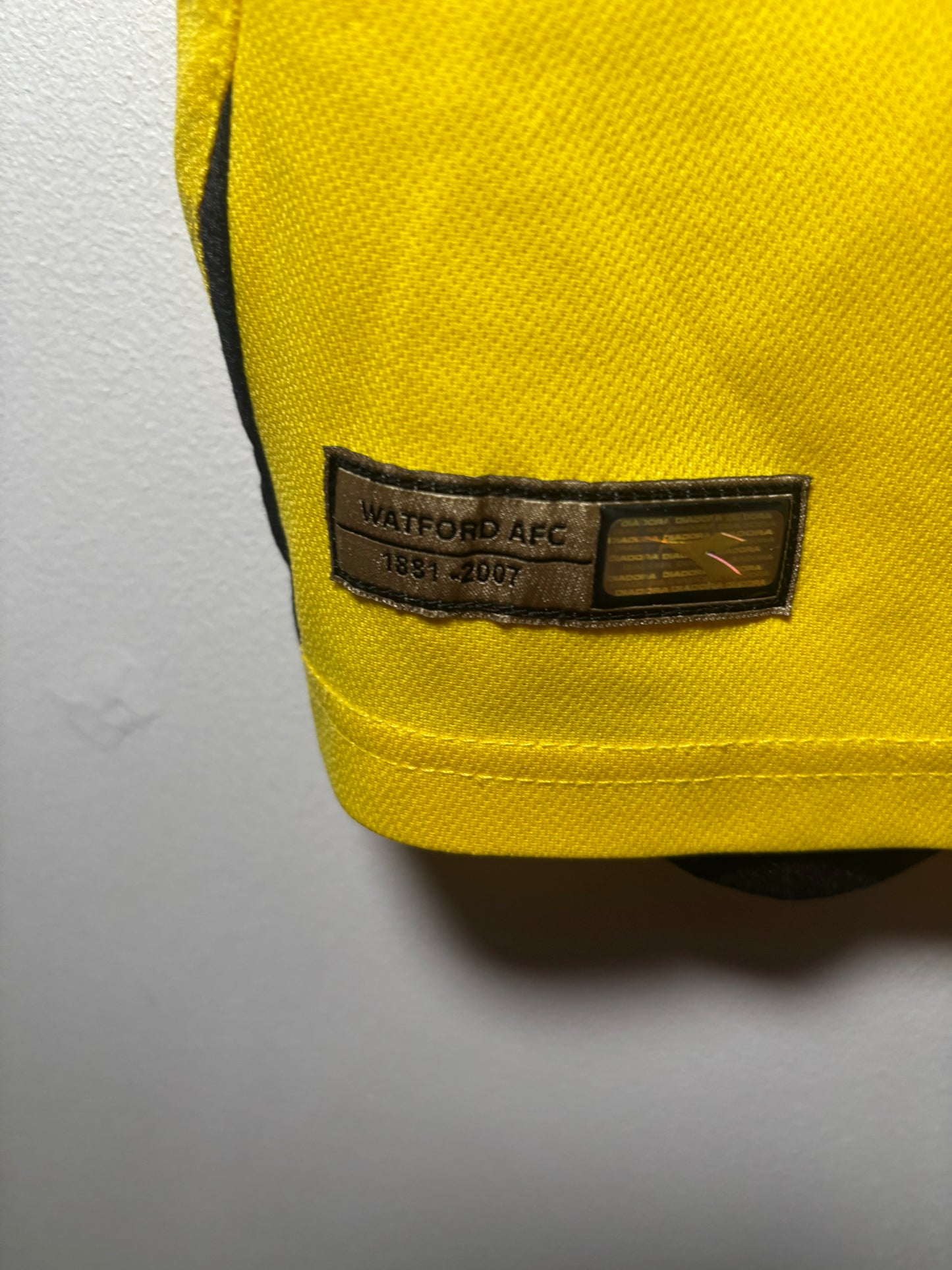 Watford Home Shirt 2007/08 Demerit (S)