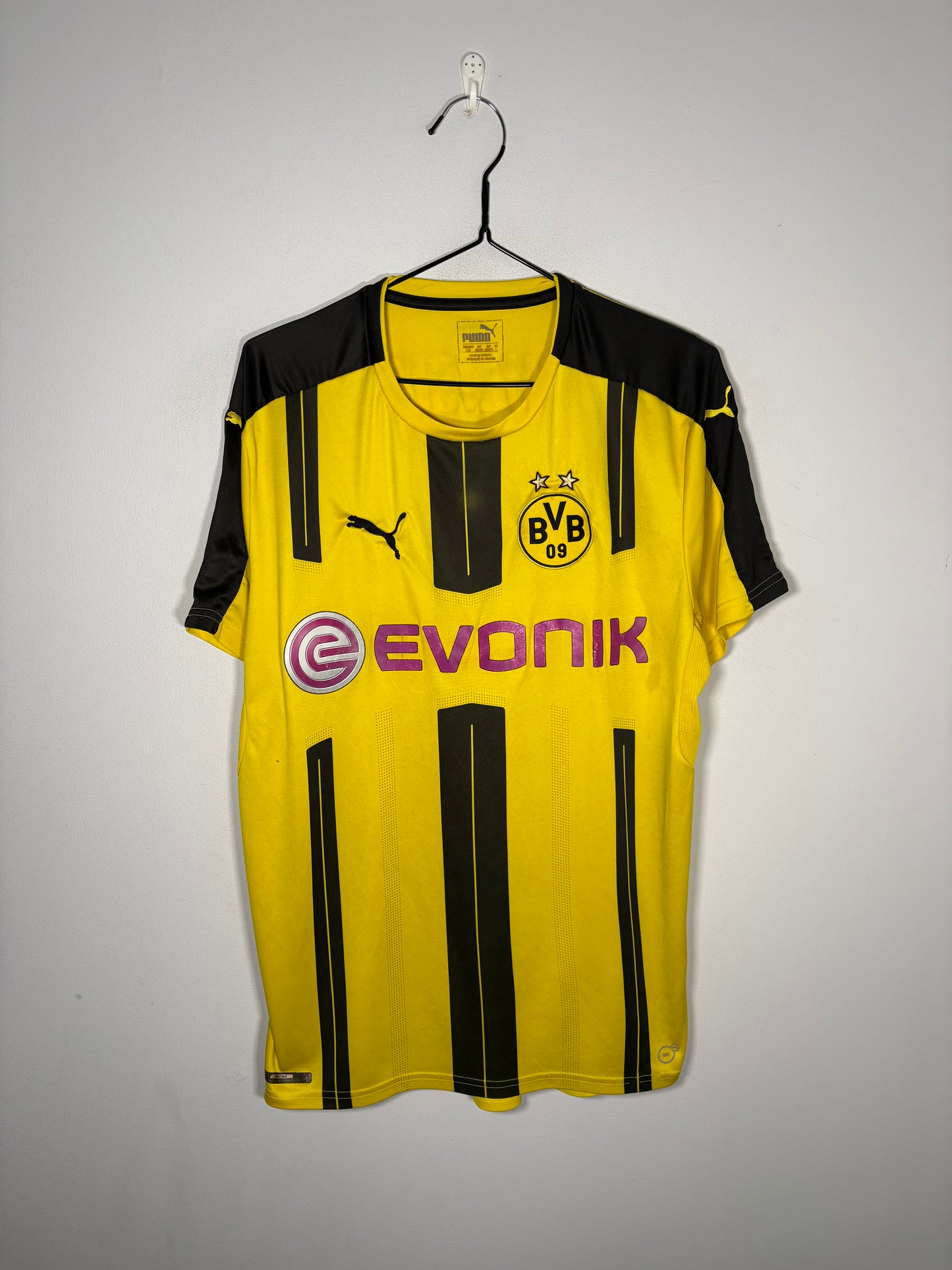 Dortmund Home Shirt 2016/17 Pulisic (L)
