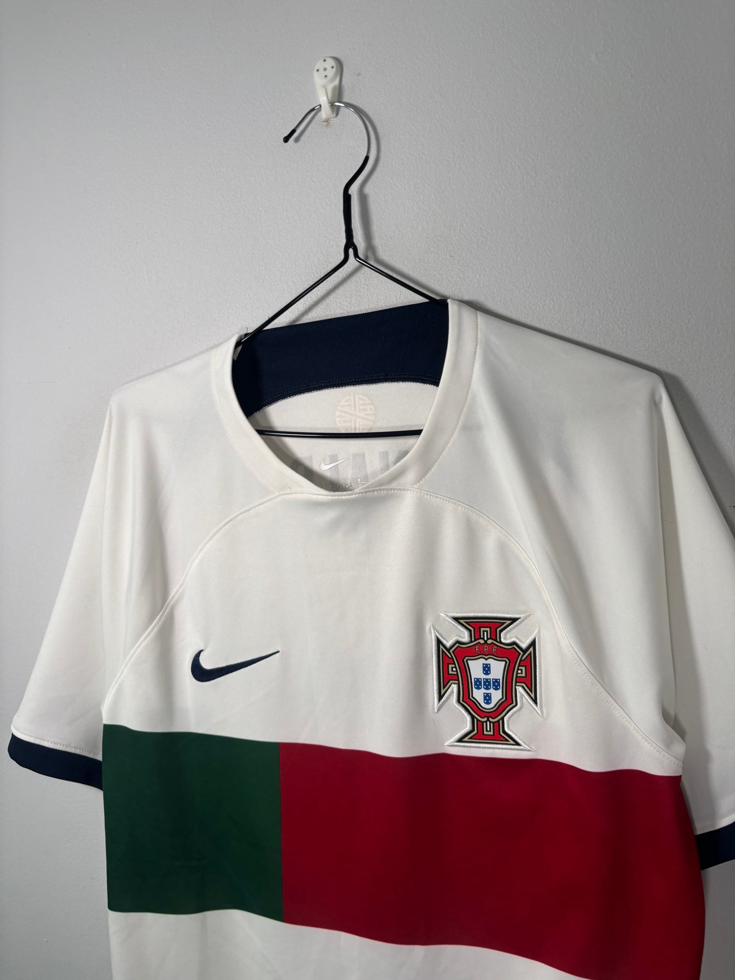 Portugal Away Shirt 2022 Ronaldo  (M)