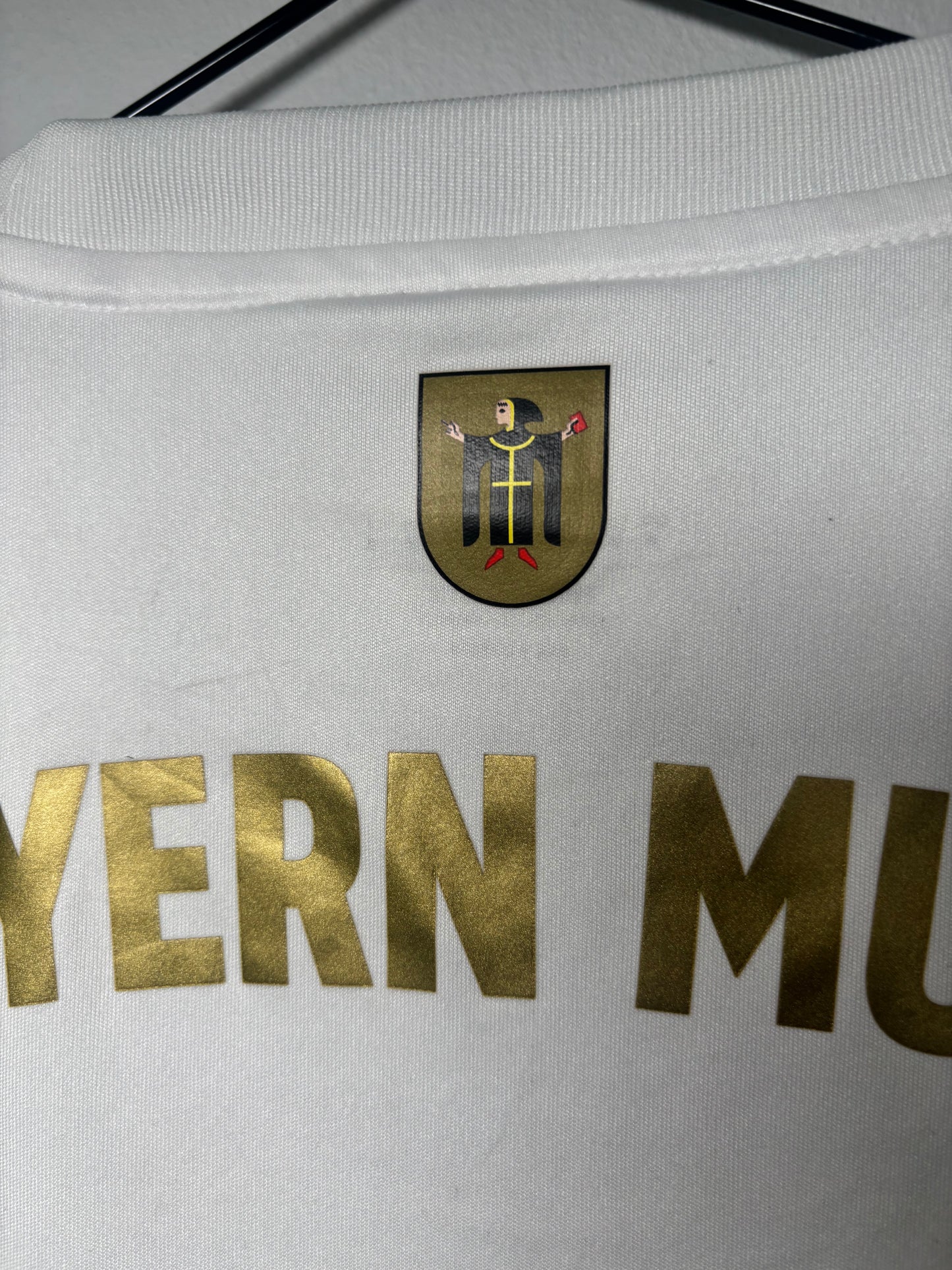 Bayern Munich Away Shirt 2022/23 (M)