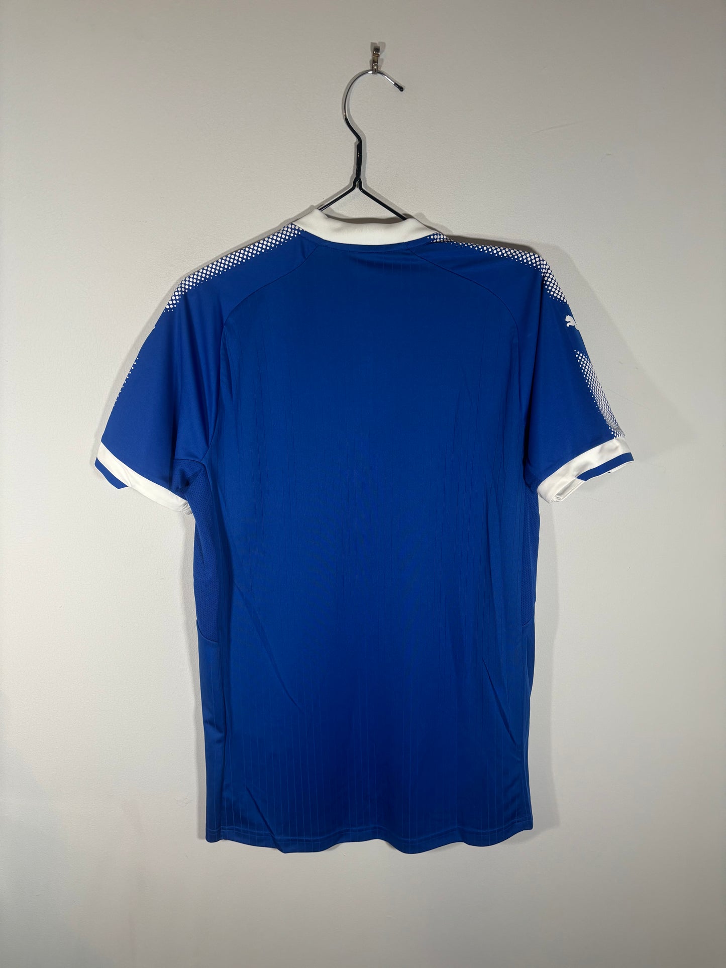 Chesterfield Home Shirt 2017/18 BNWT (M)