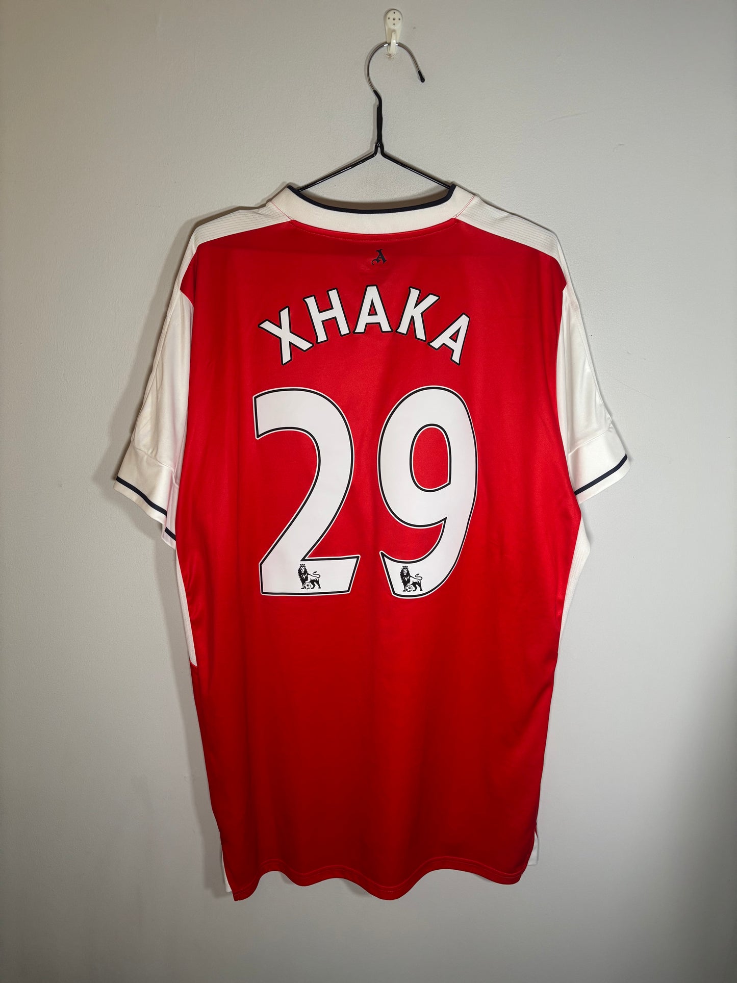 Arsenal Home Shirt 2016/17 Xhaka (XXL)