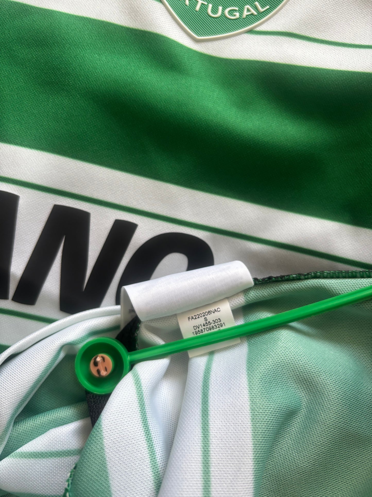 Sporting Lisbon Home Shirt 2022/23 (S)