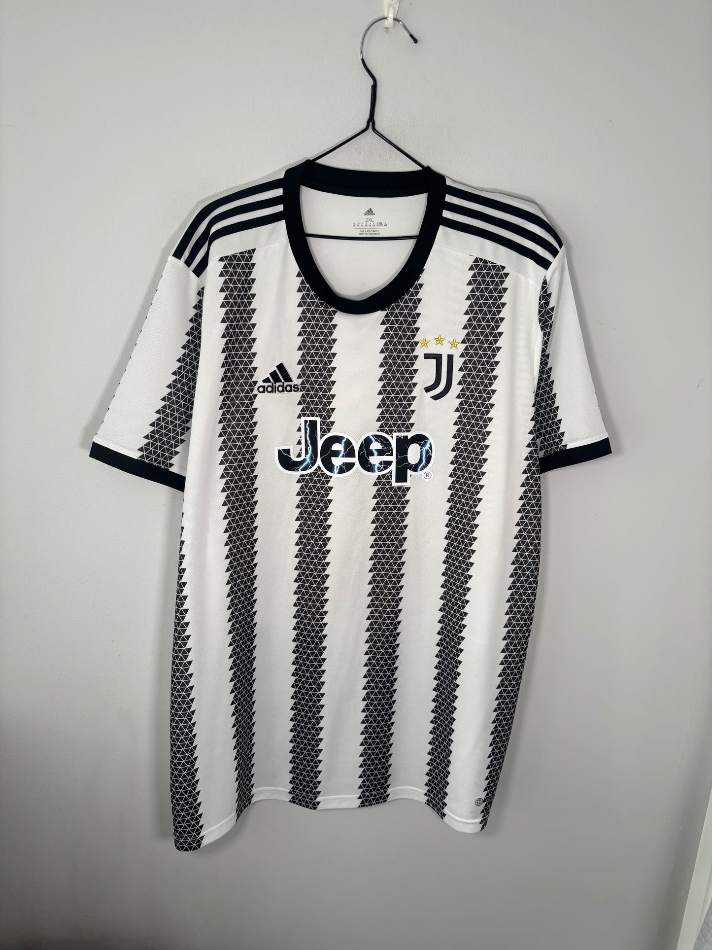 Juventus Home Shirt 2022/23 (XXL)