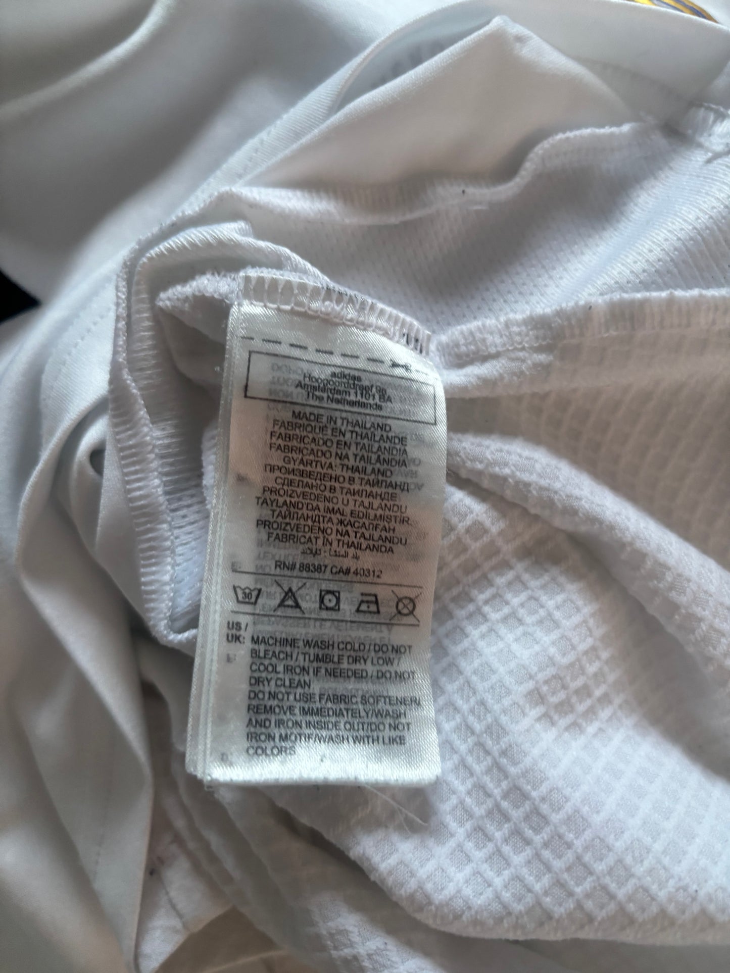 Real Madrid Home Shirt 2024/25 (L)