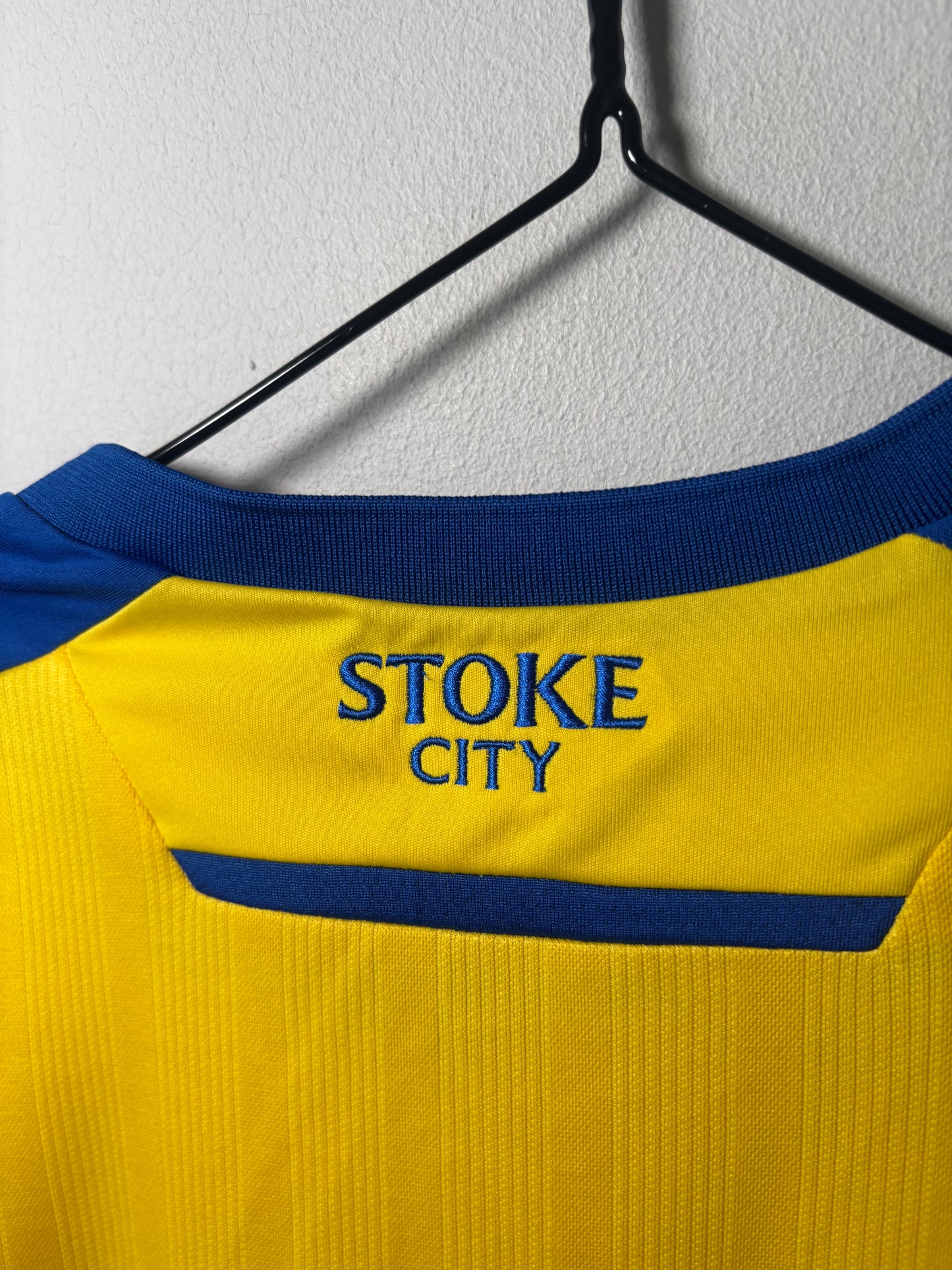 Stoke City Third Shirt 2023/24 BNWT (L)