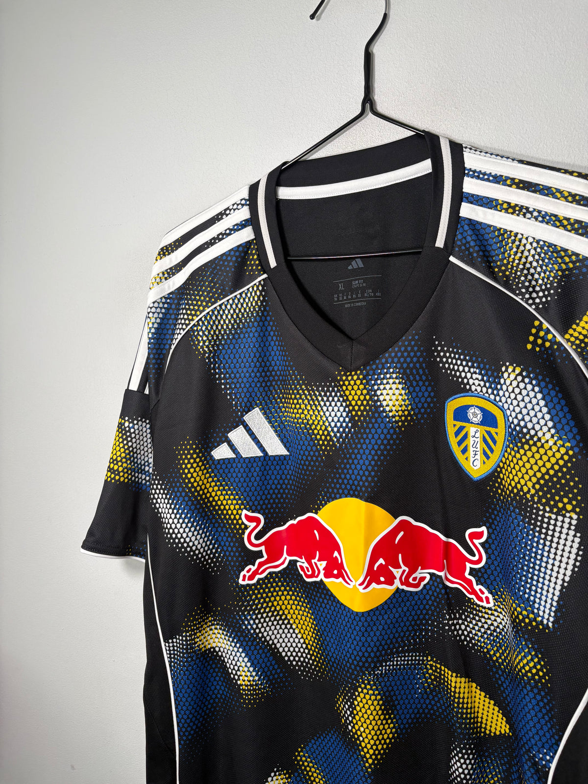Leeds United Authentic Third Shirt 2025/26 (XL)