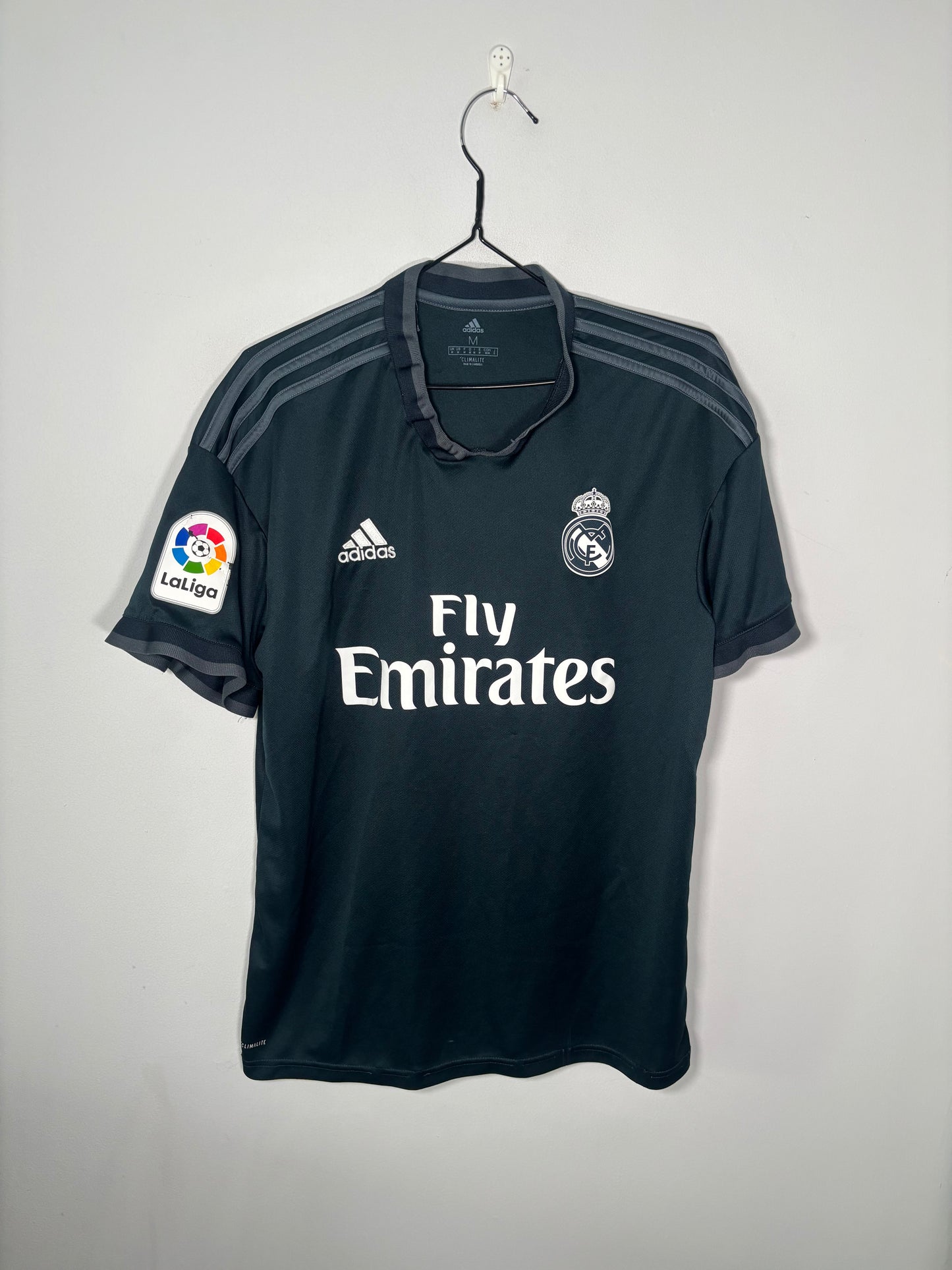 Real Madrid Away Shirt 2018/19 (M)