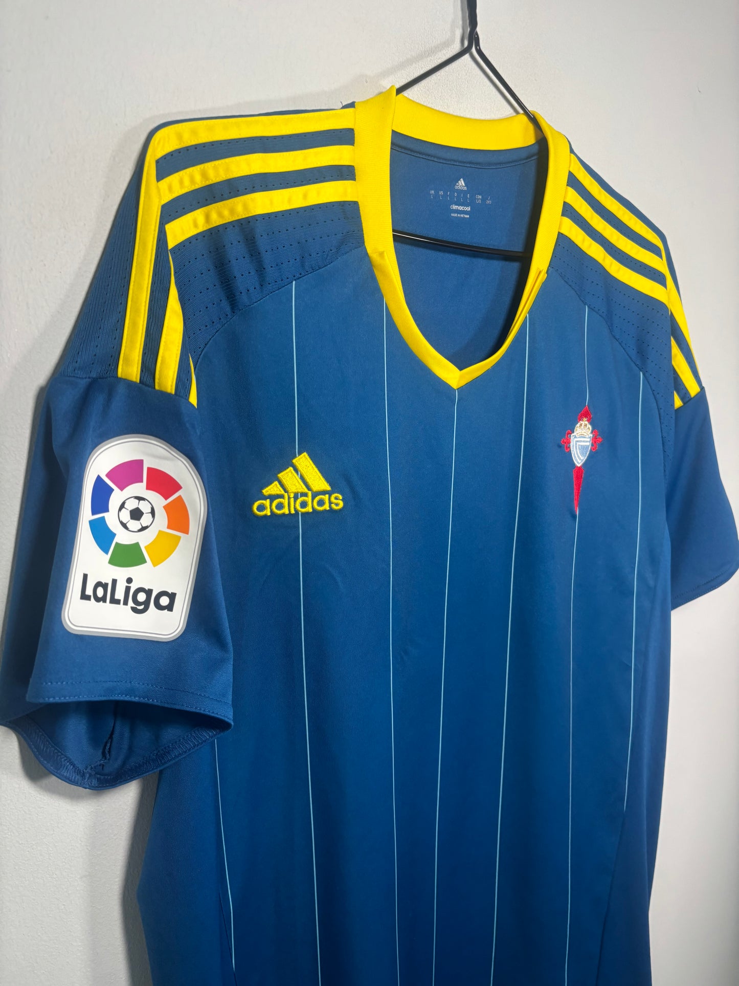Celta Vigo Away Shirt 2016/17 (L)