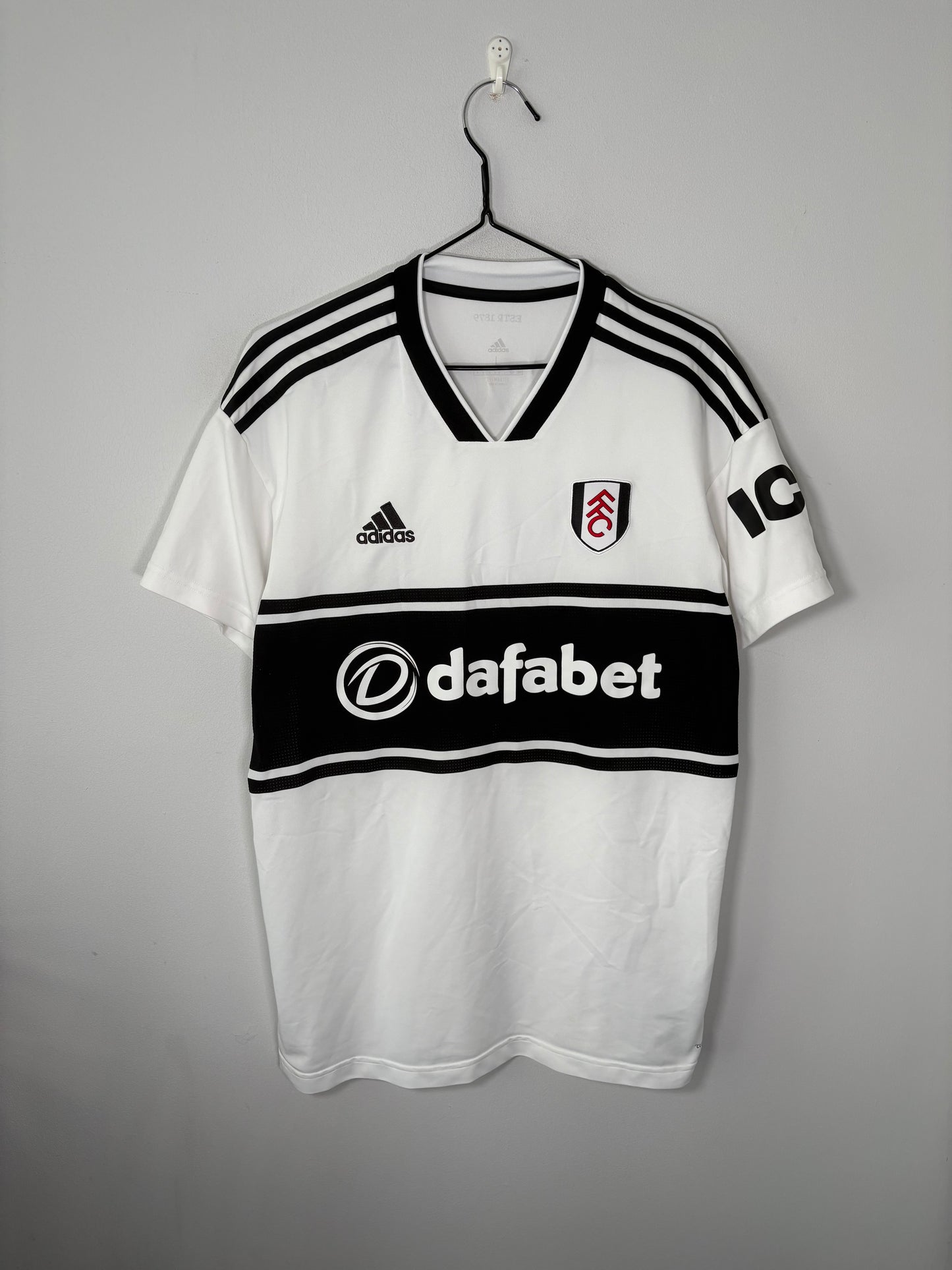 Fulham Home Shirt 2018/19 Mitrovic (L)