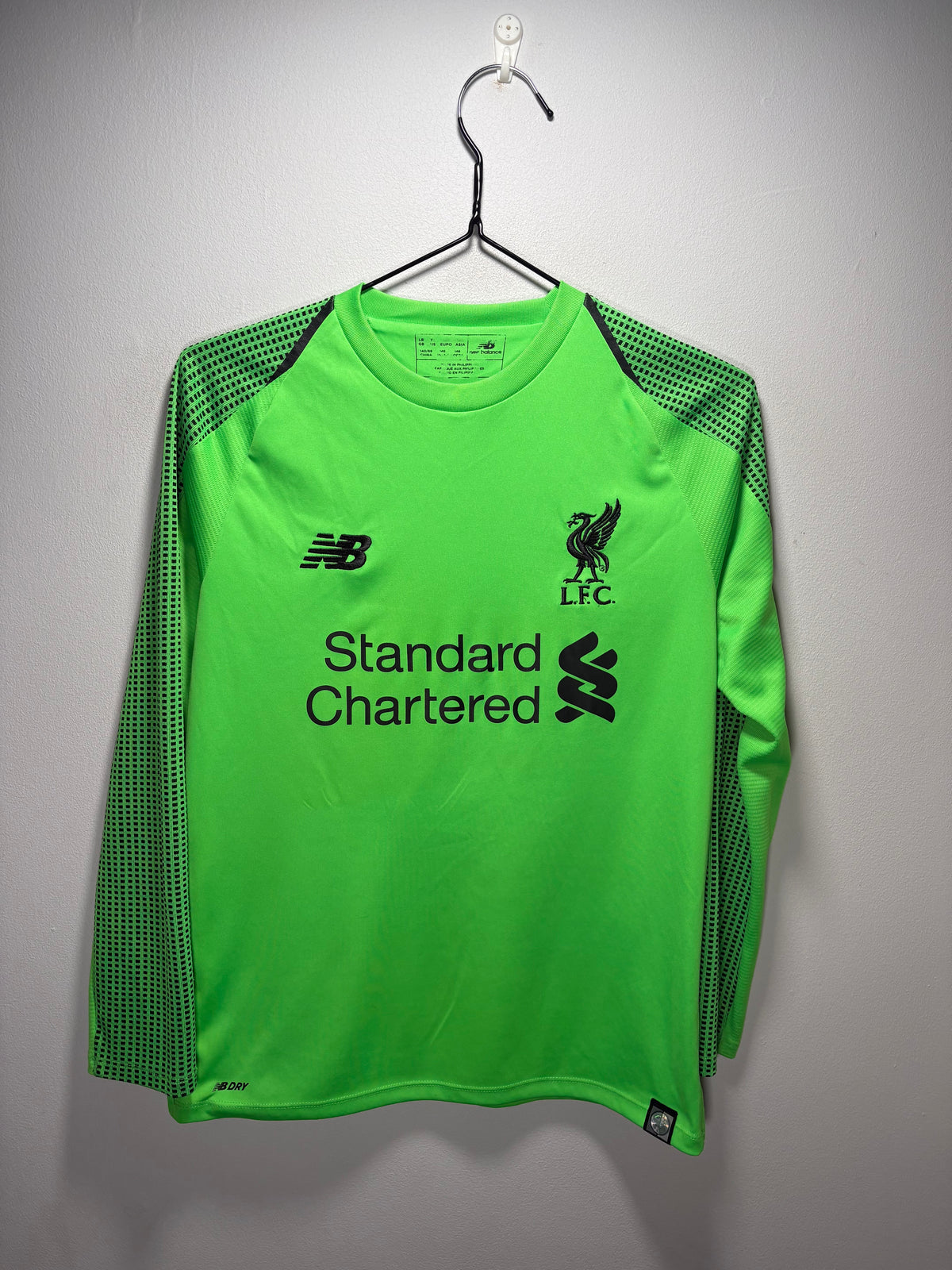 Liverpool Authentic Goalkeeper Shirt 2018/19 Karius (LK)