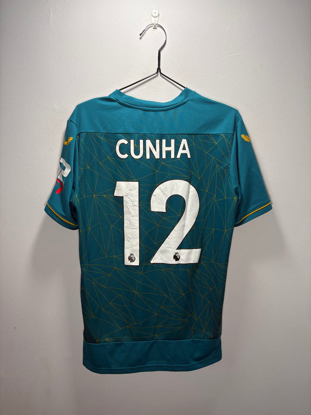 Wolves Authentic Away Shirt 2022/23 Cunha (M)