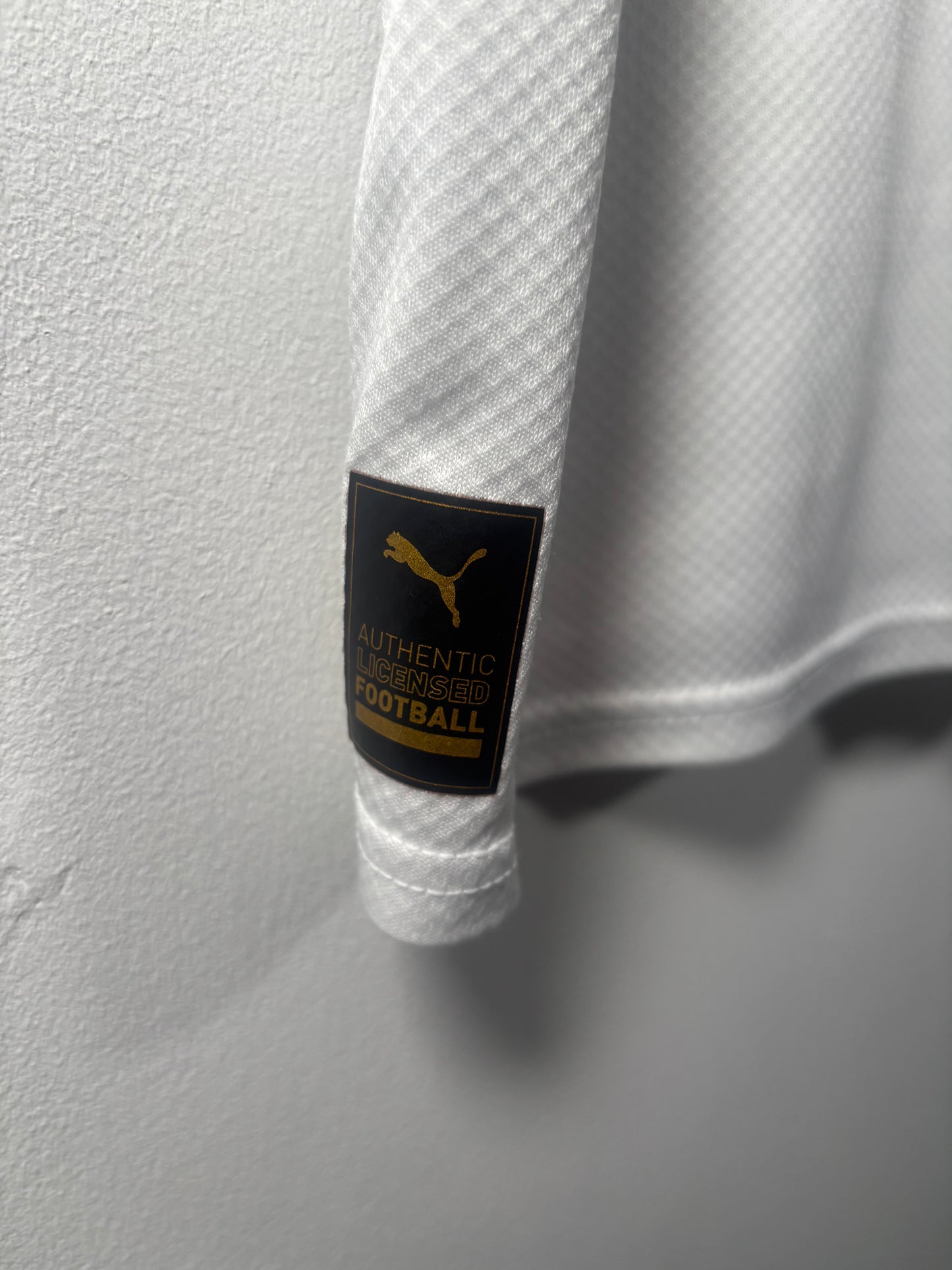 Italy Away Shirt 2022 (L)