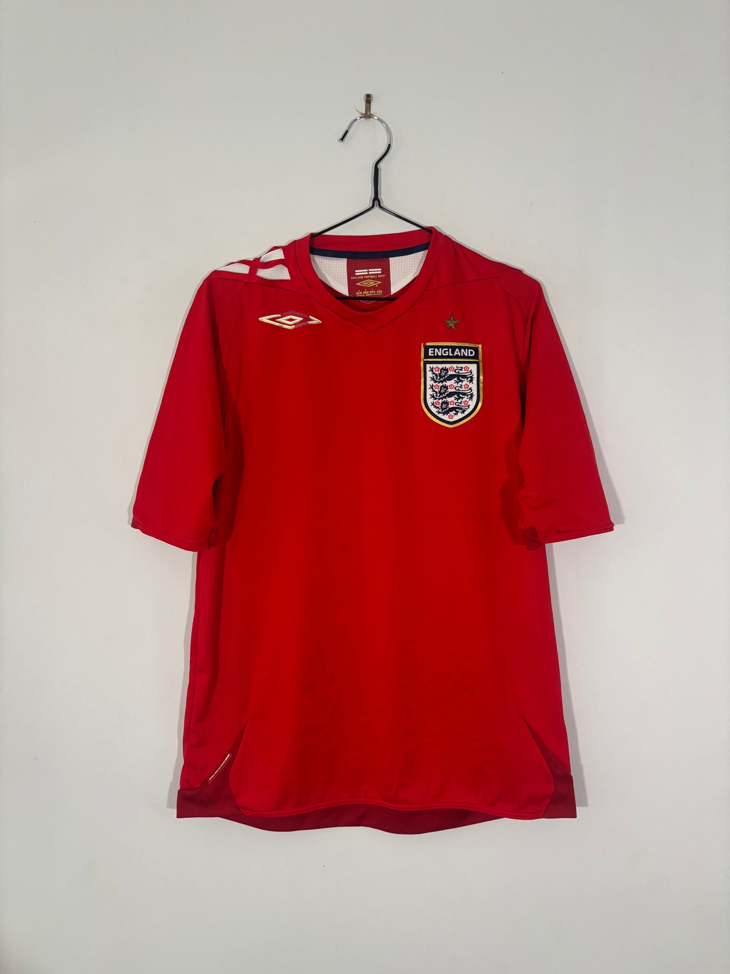 England Away Shirt 2006 Steven Gerrard (M)