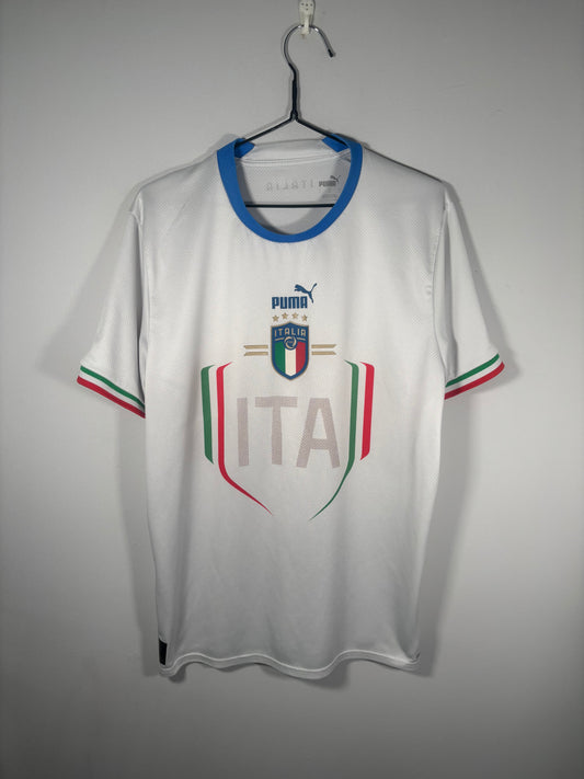 Italy Away Shirt 2022 (L)
