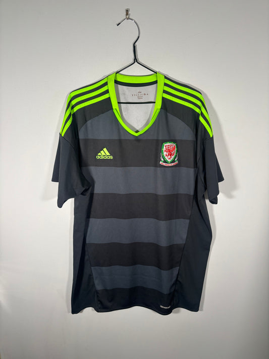 Wales Away Shirt 2016 (XL)