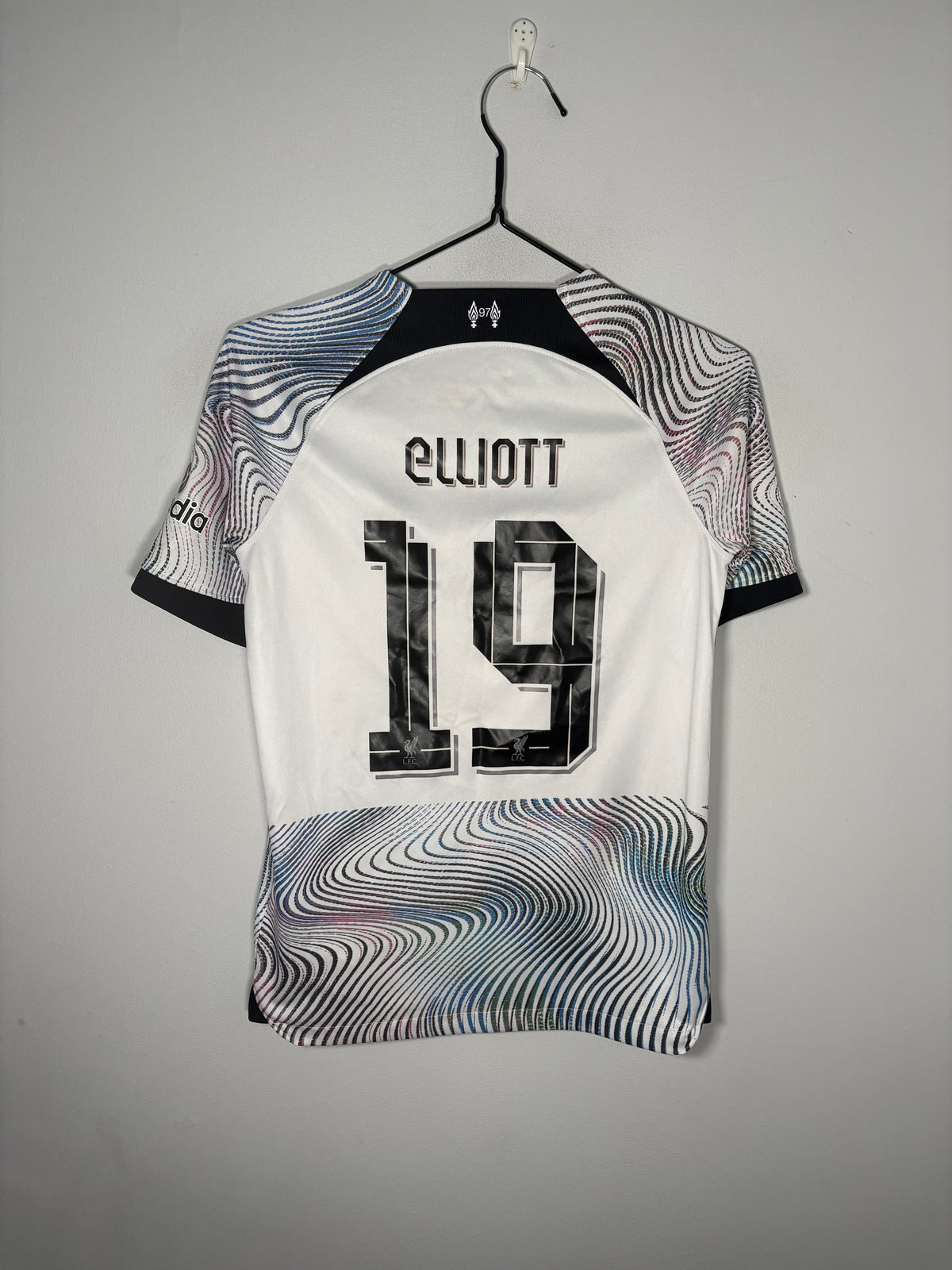 Liverpool Away Shirt 2022/23 Elliot (LK)