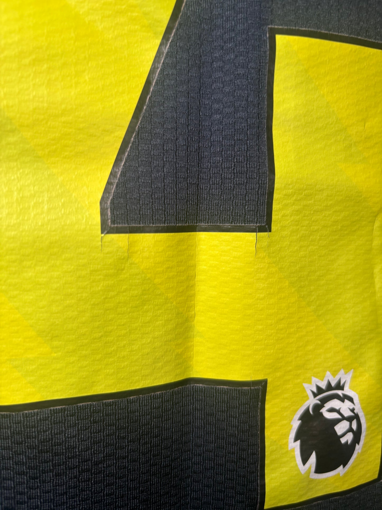 Newcastle United Pro Away Shirt 2023/24 Sven Botman (XL)