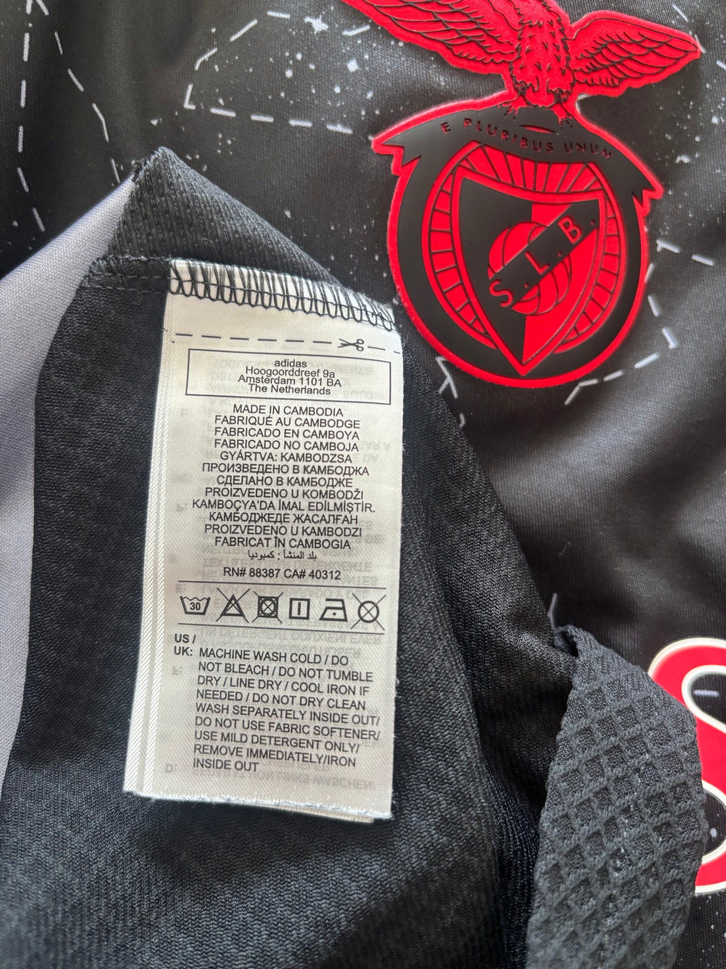 Benfica Away Shirt 2024/25 (S)