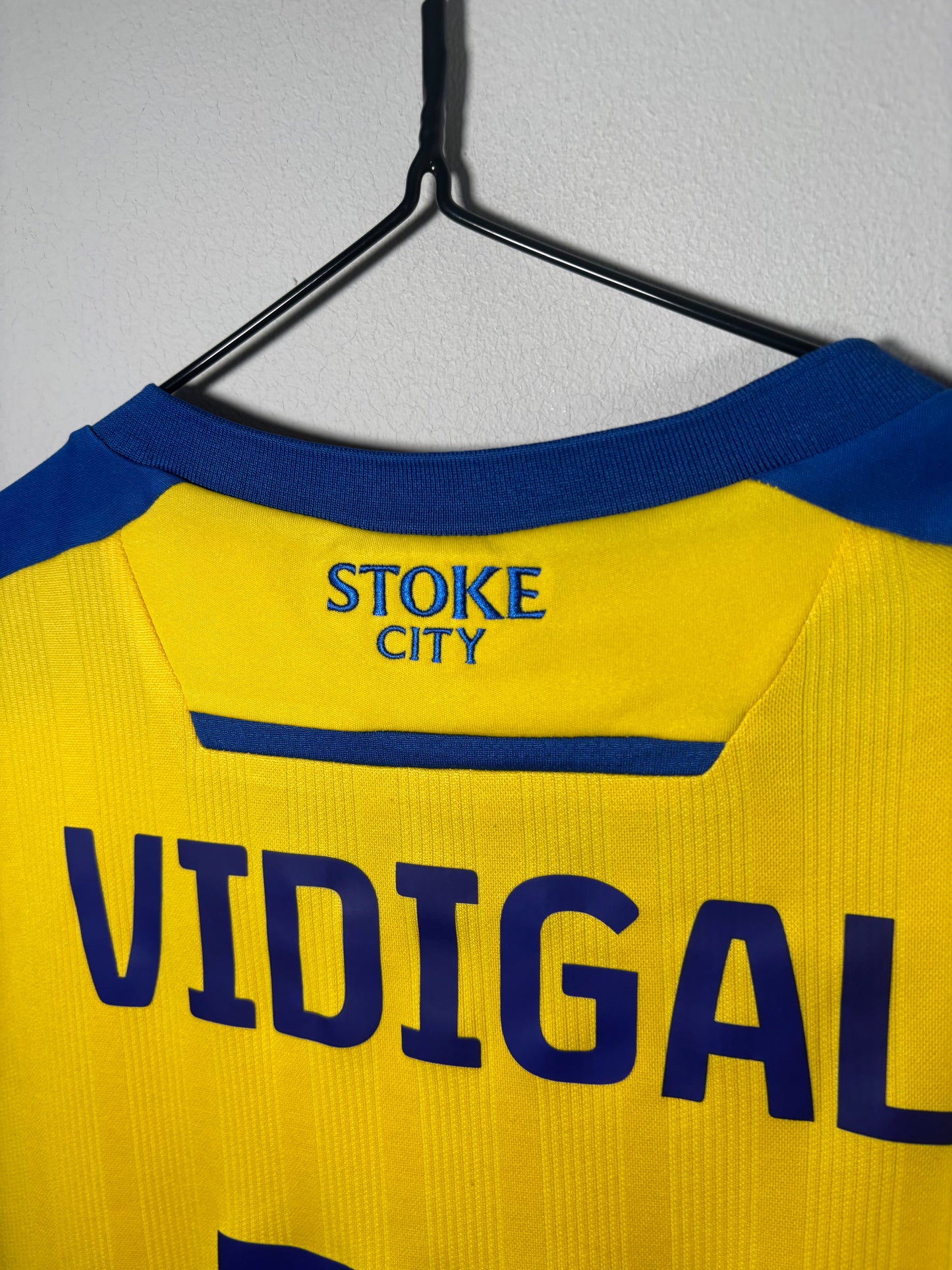 Stoke City Third Shirt 2023/24 Vidigal (XL)