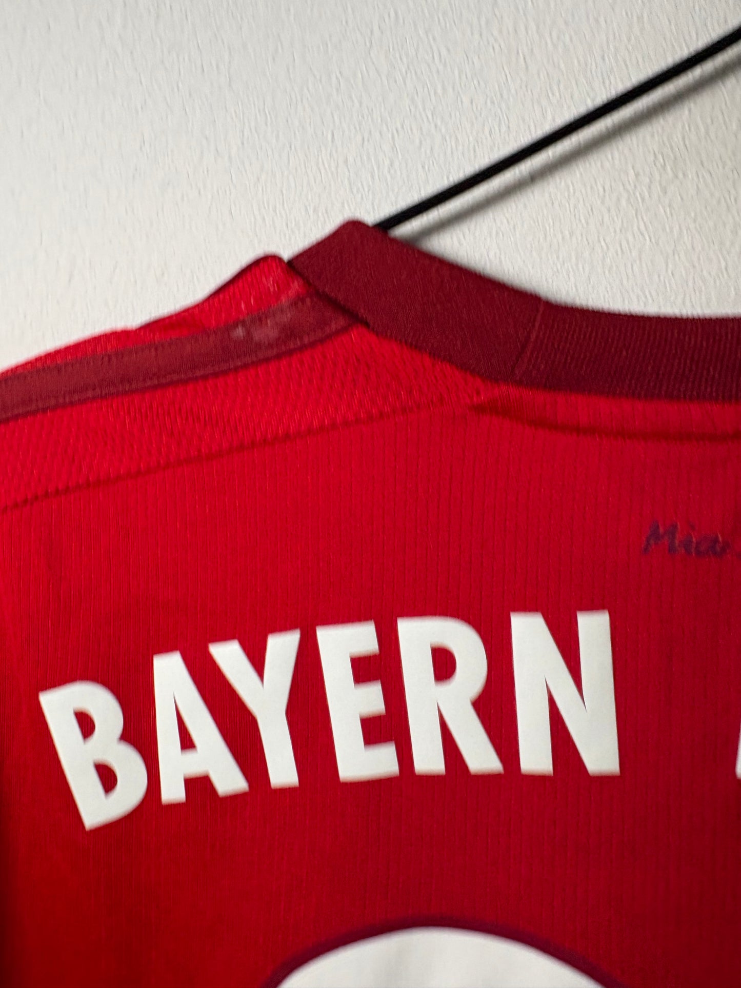Bayern Munich Home Shirt 2015/16 Muller (M)