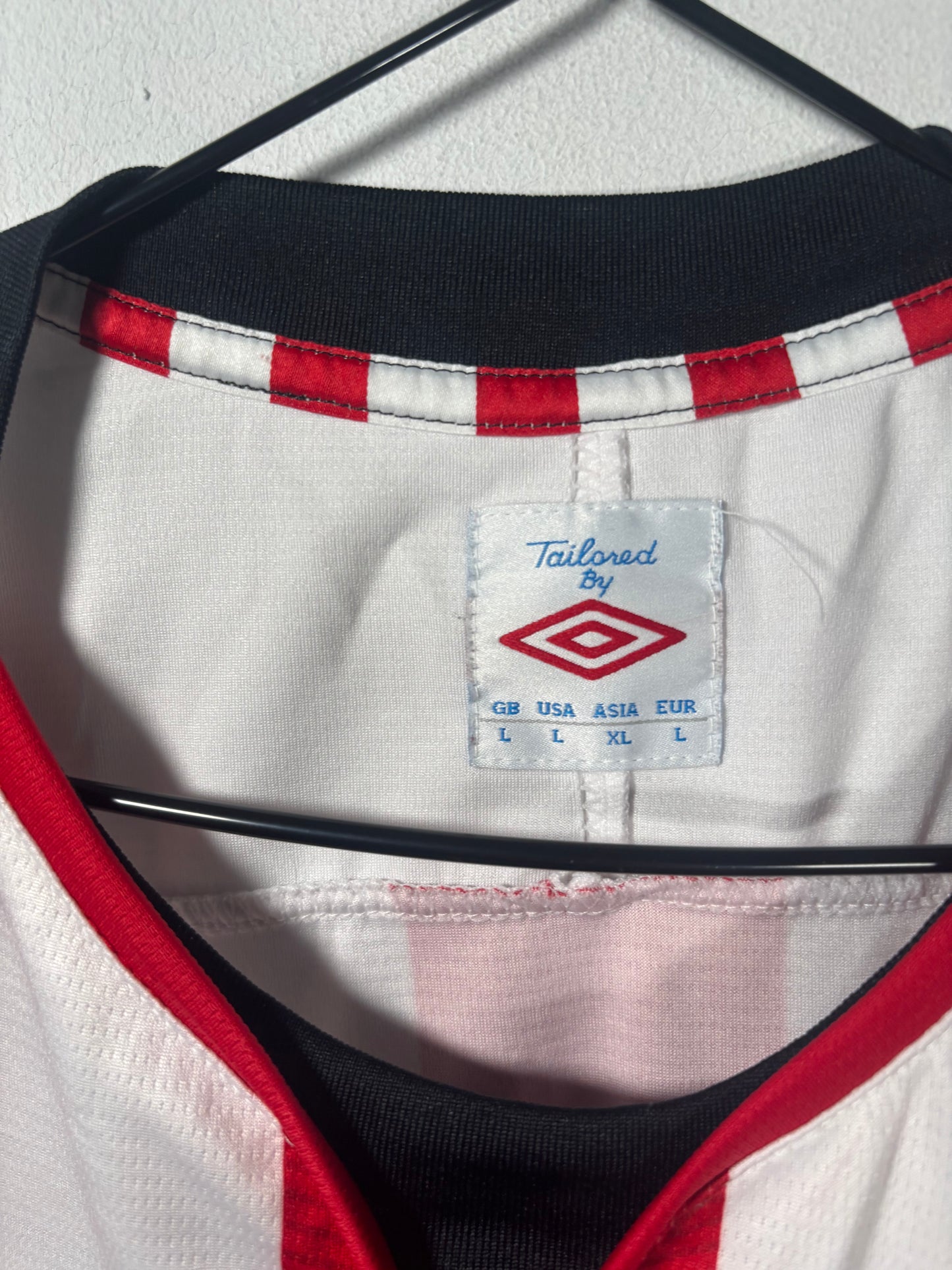 Southampton Home Shirt 2011/12 (L)