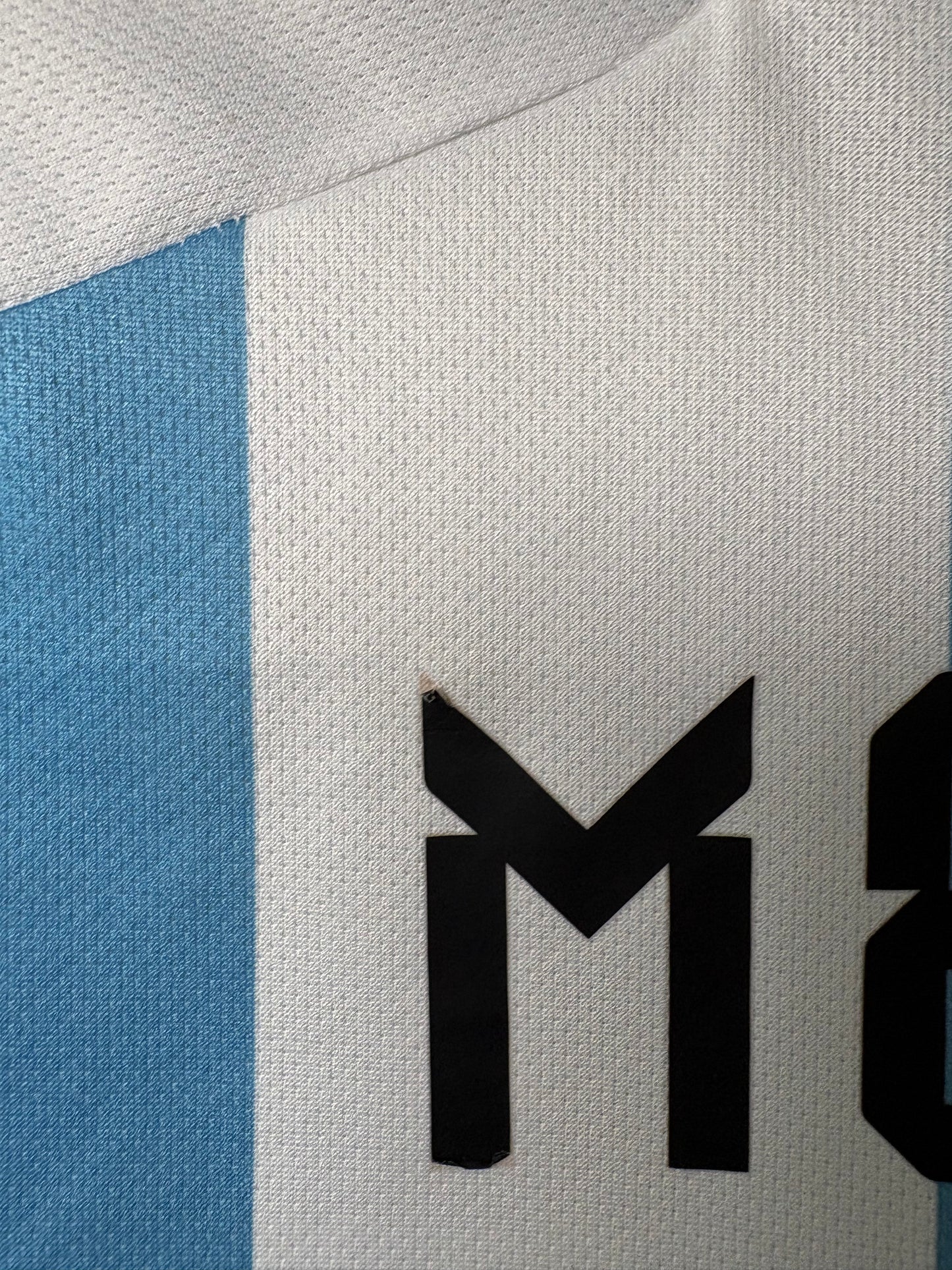 Argentina Home Shirt 2022 Messi (S)