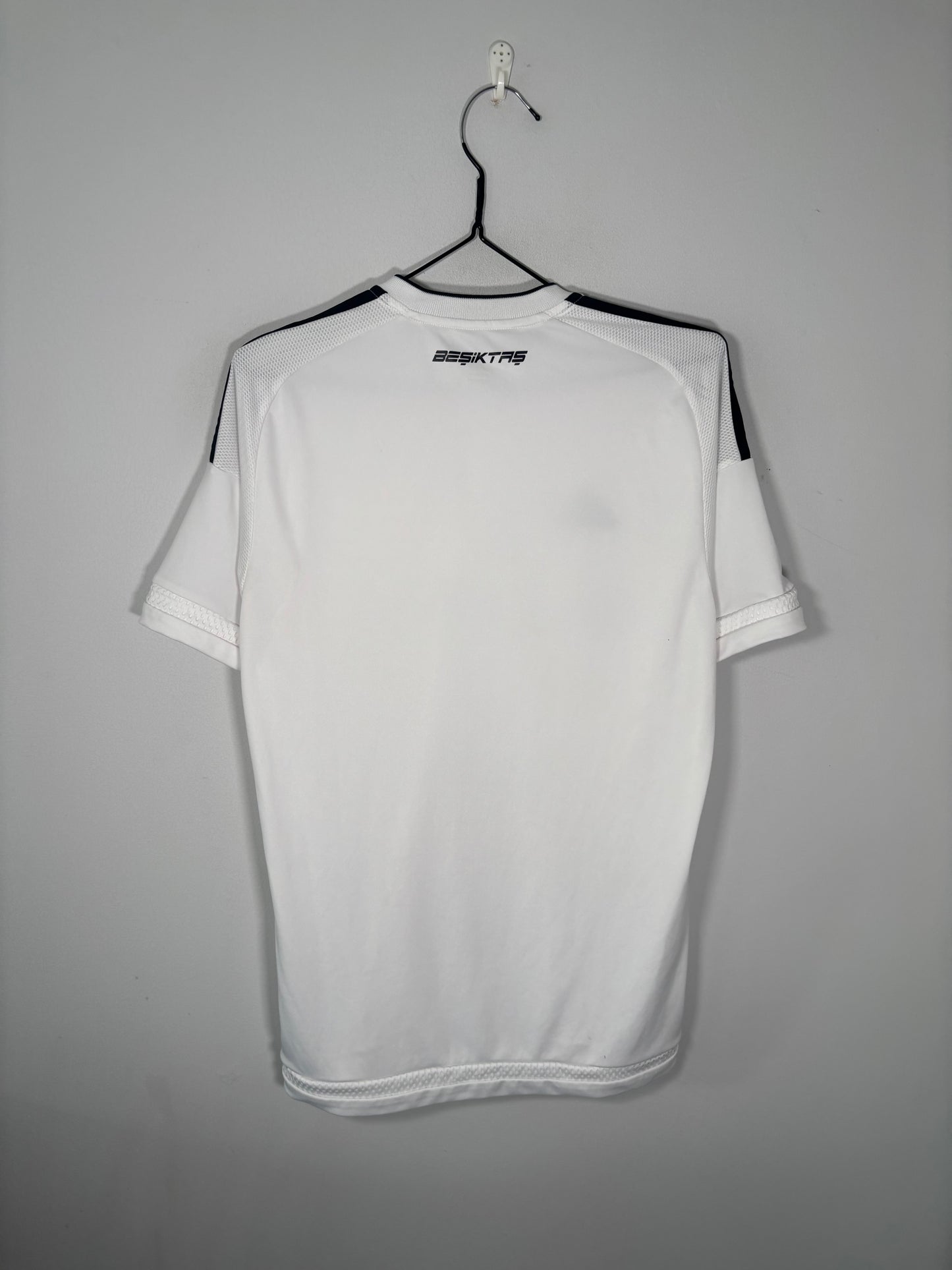 Besiktas Home Shirt 2015/16 (S)