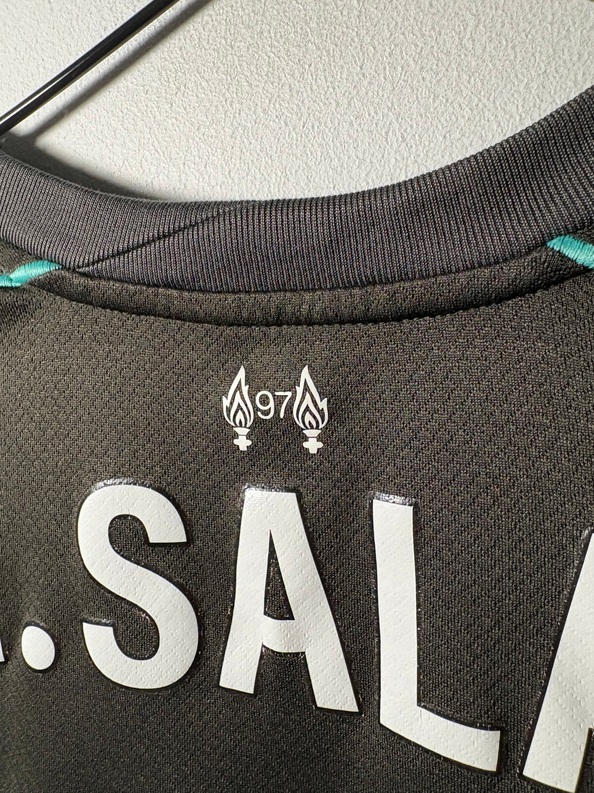 Liverpool Away Shirt 2024/25 Salah (LK)