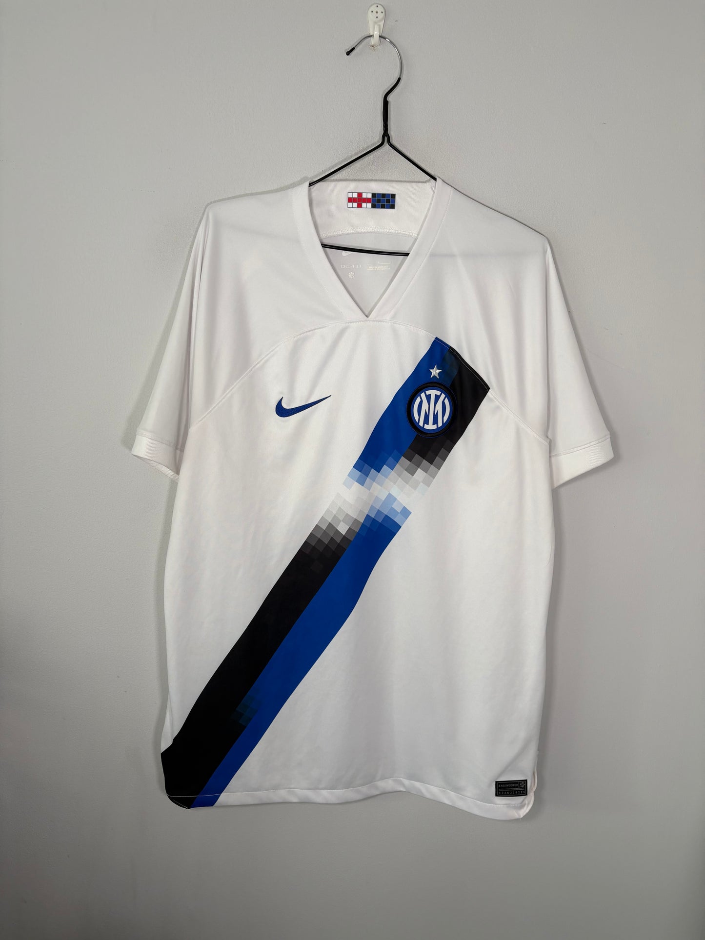 Inter Milan Away Shirt 2023/24 (L)