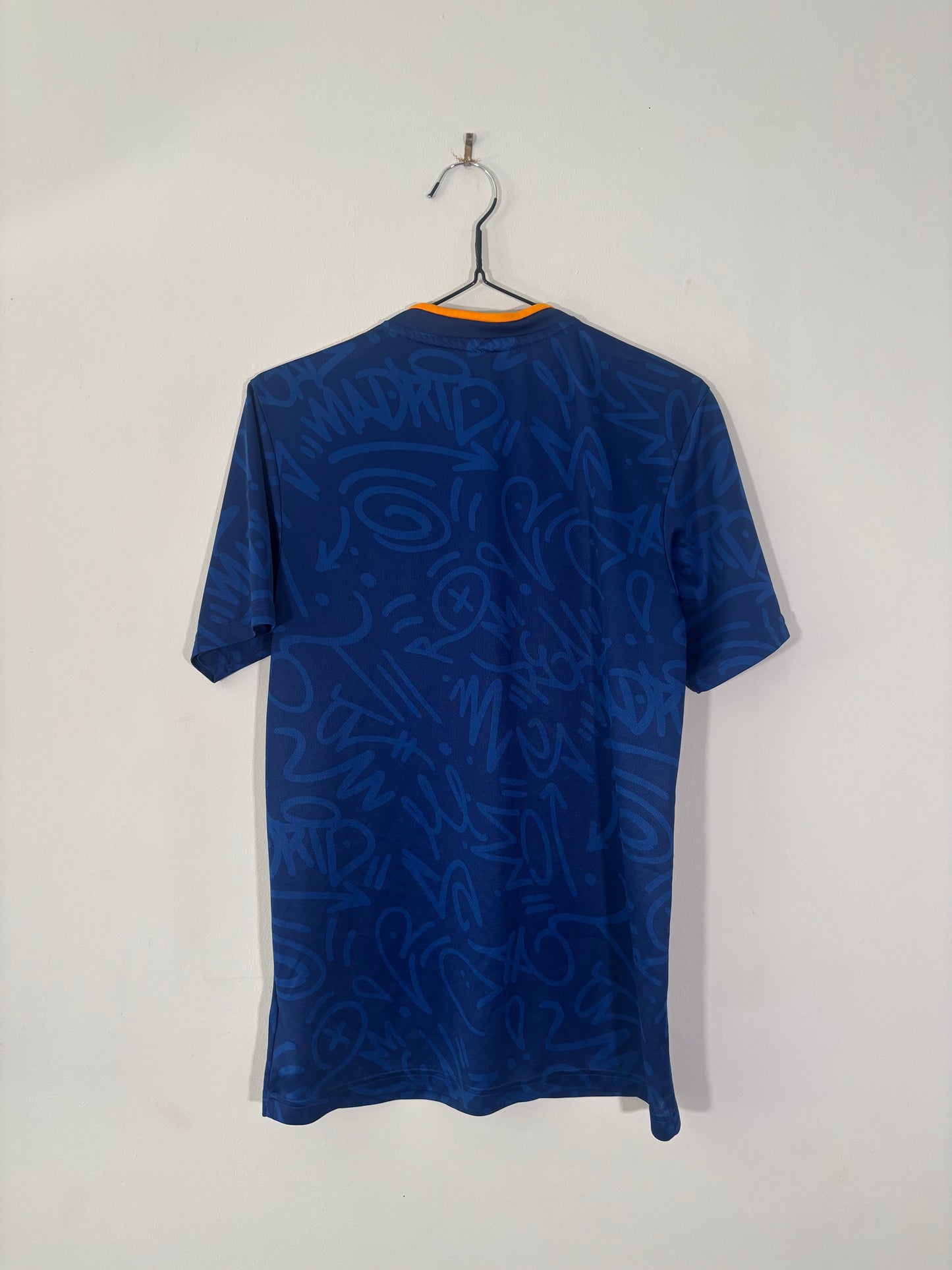 Real Madrid Away Shirt 2021/22 (S)