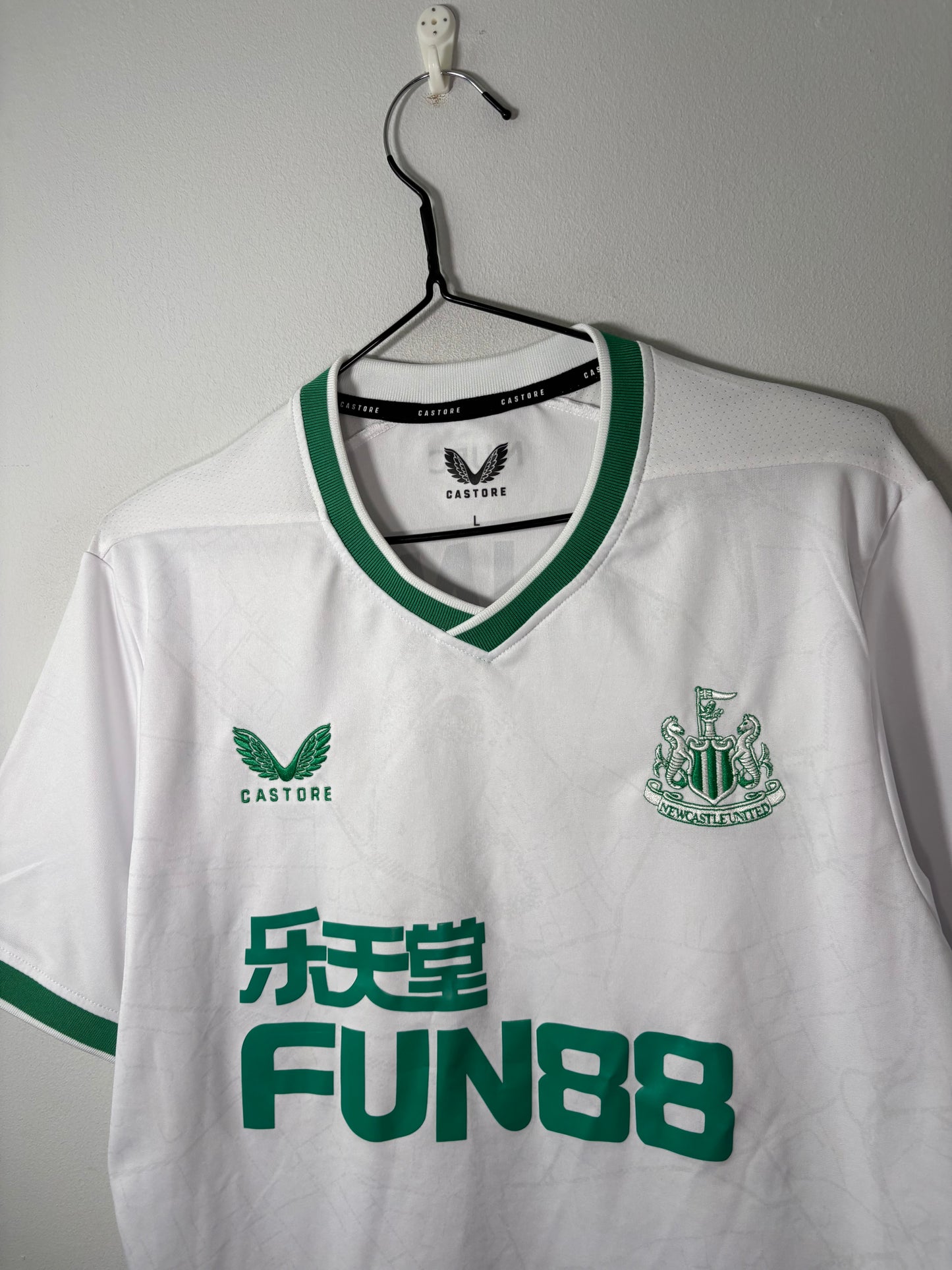 Newcastle United Third Shirt 2022/23 Joelinton (L)