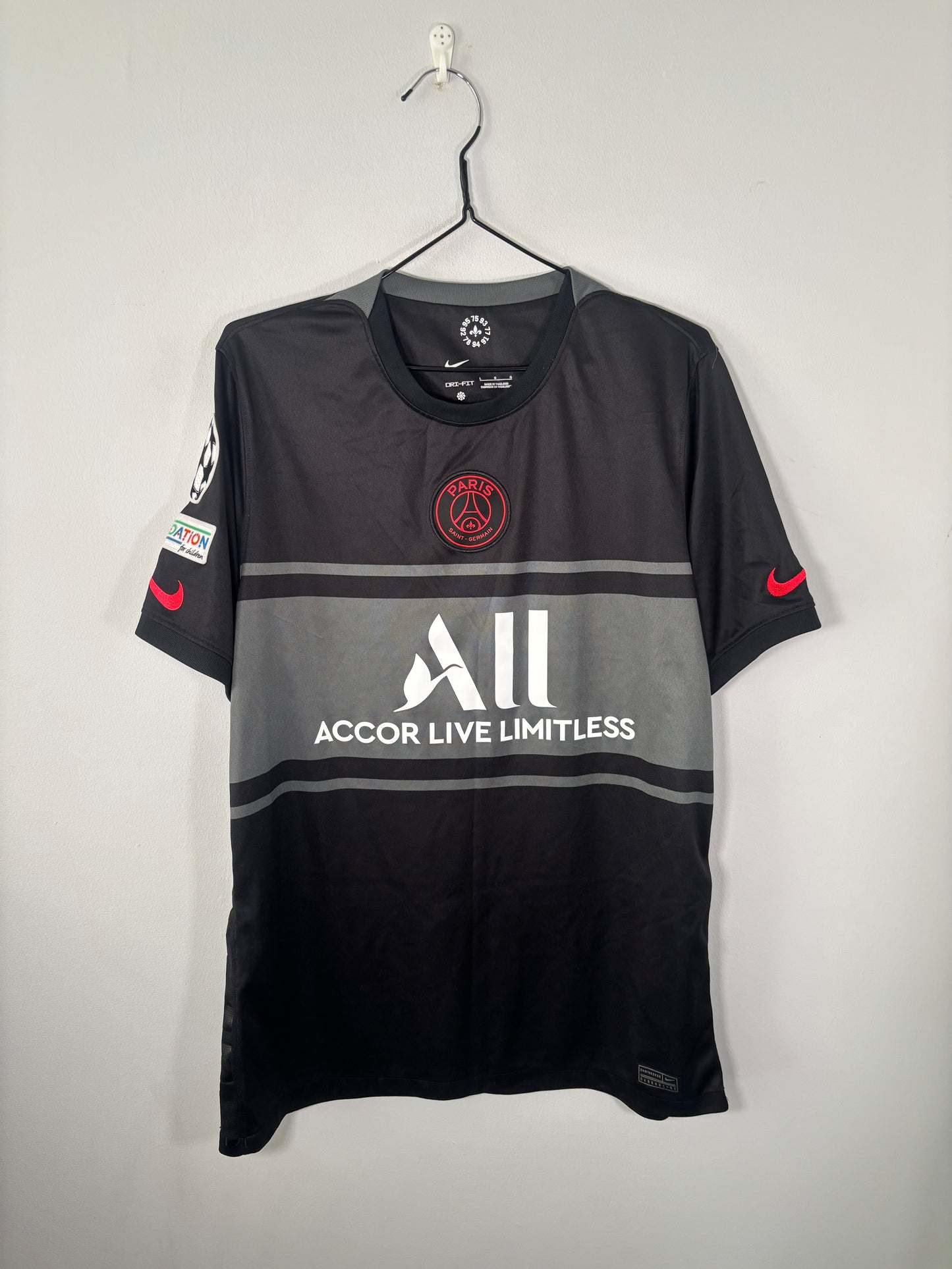 PSG Third Shirt 2021/22 Messi (L)
